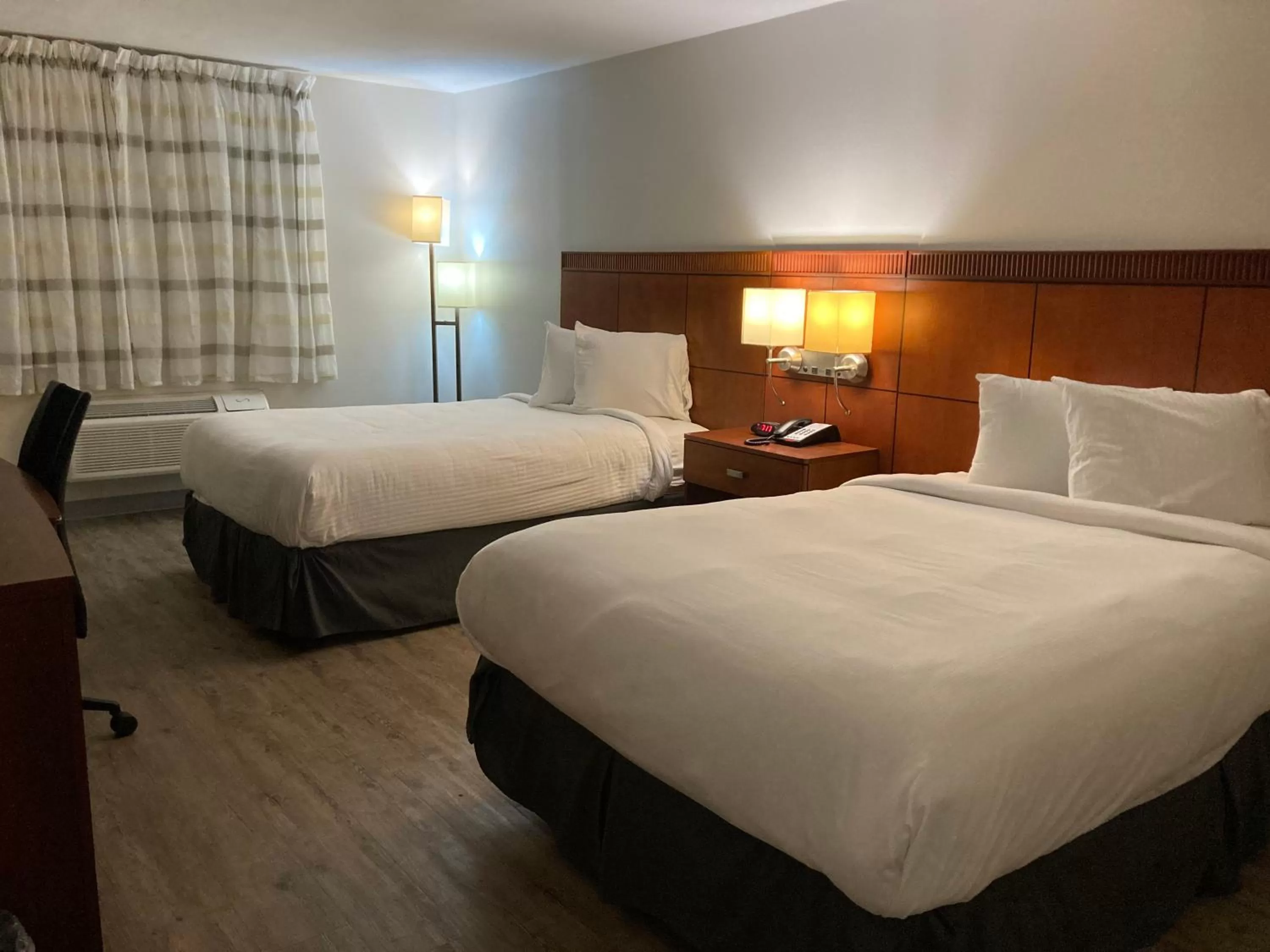 Photo of the whole room, Bed in The Hotel Orange