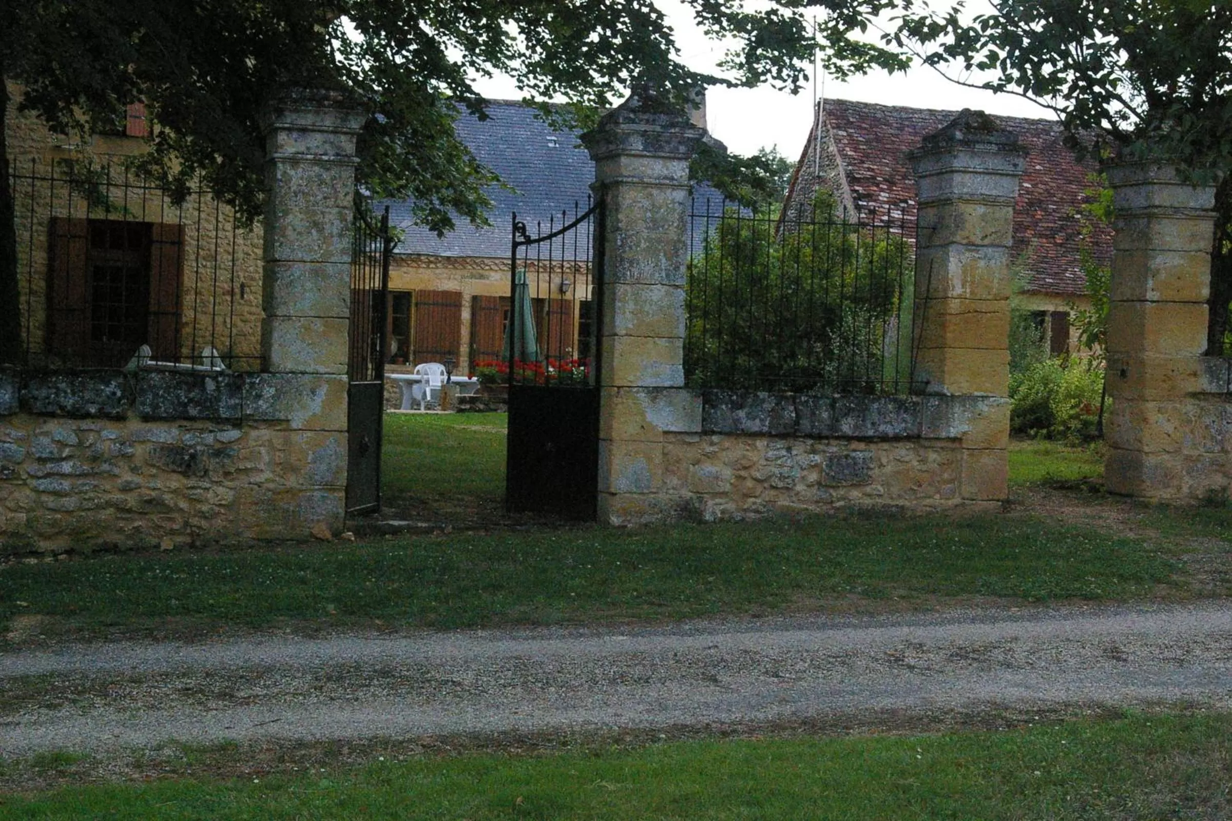 Property Building in Chambres d'Hotes du Maine