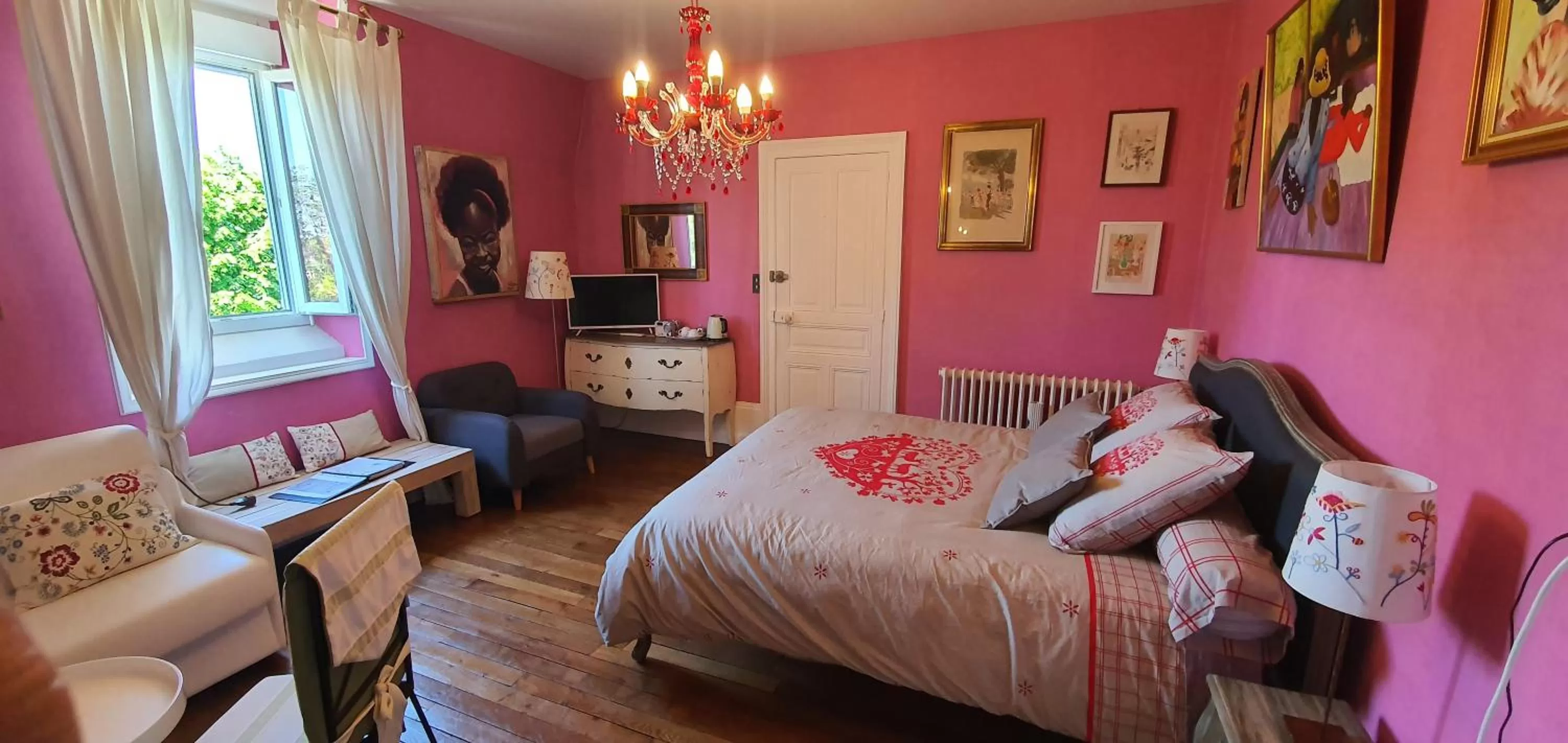 Bed in Villa Primerose