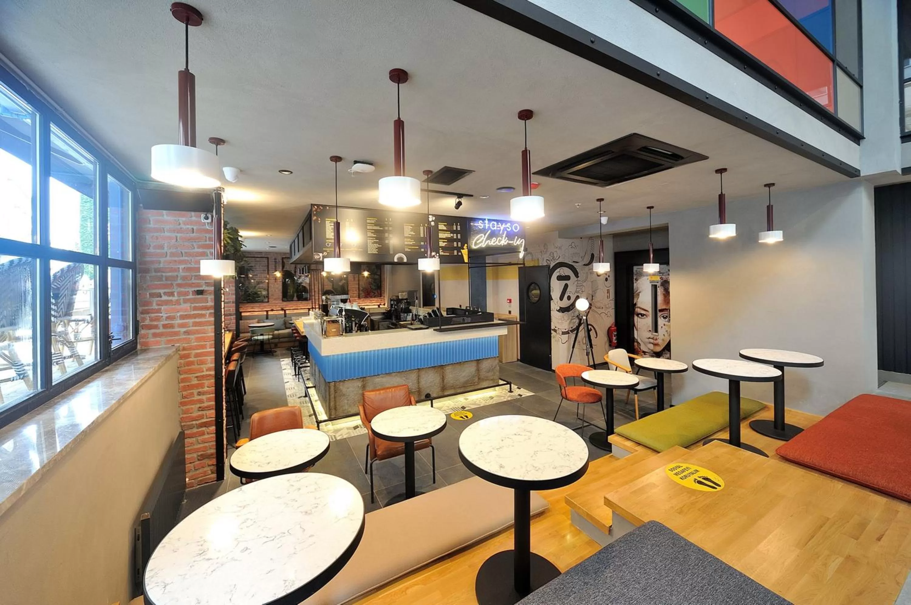 Restaurant/places to eat in Stayso by Cloud7 Hotels