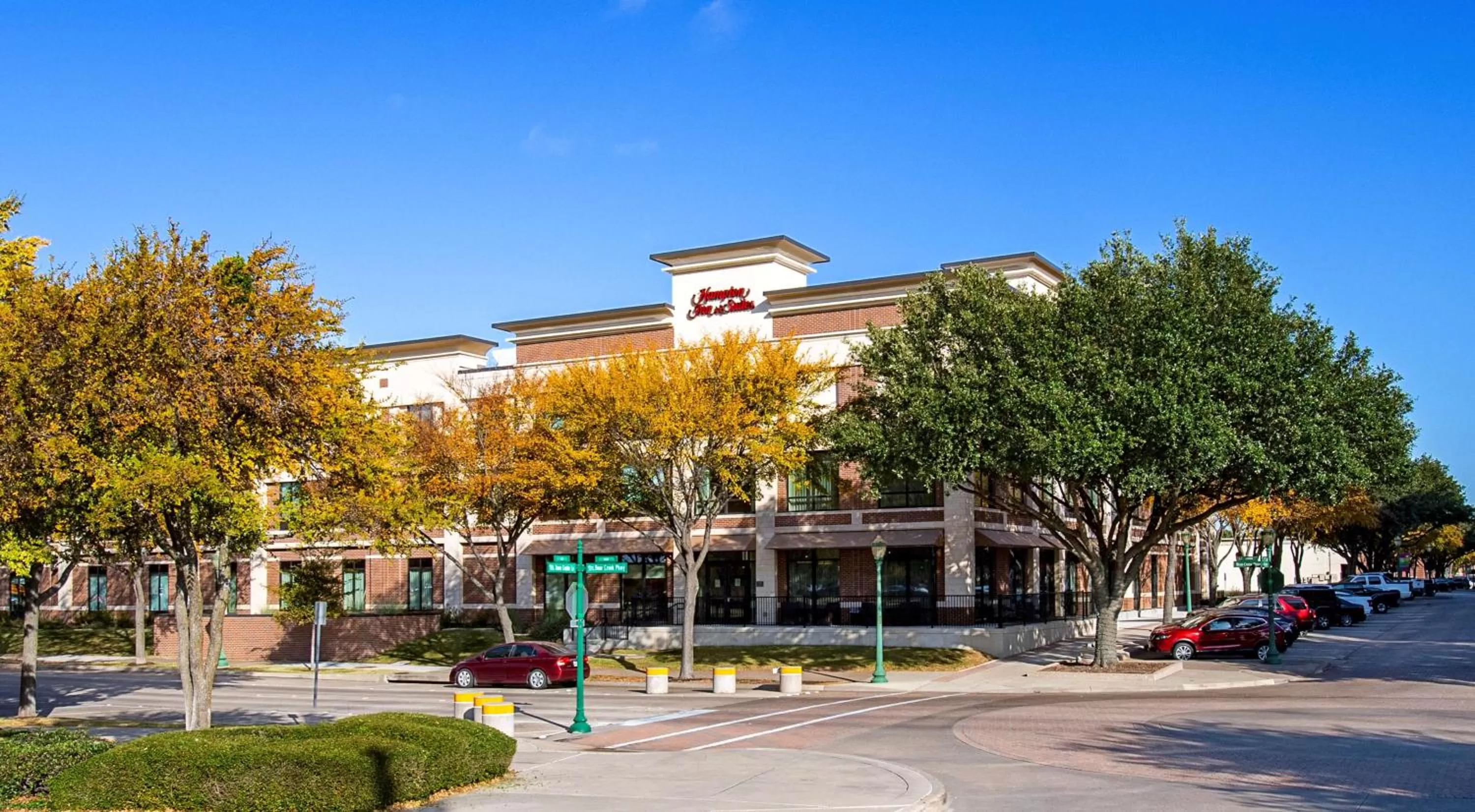 Property building in Hampton Inn & Suites Keller Town Center