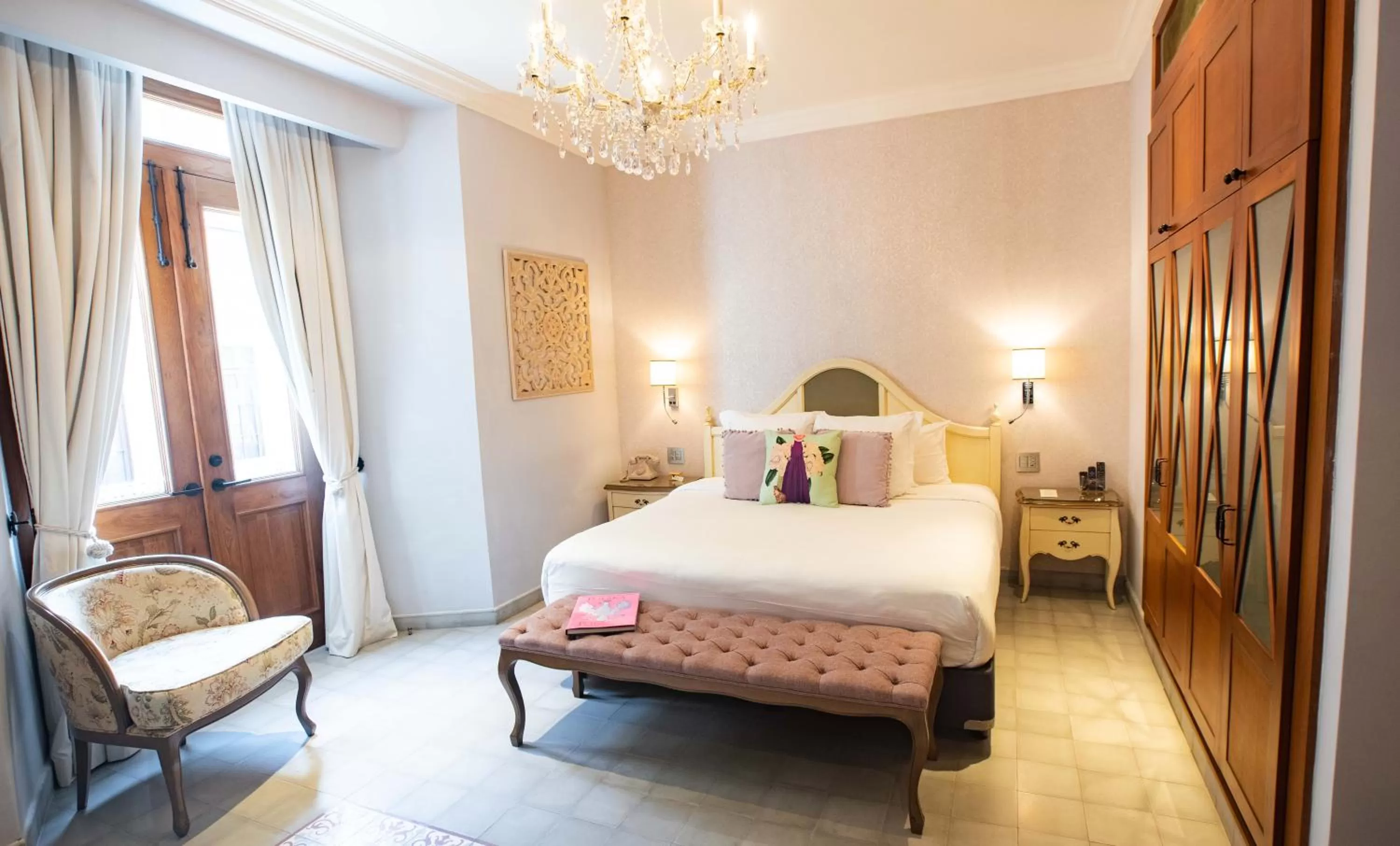 Bed in La Concordia - Boutique Hotel