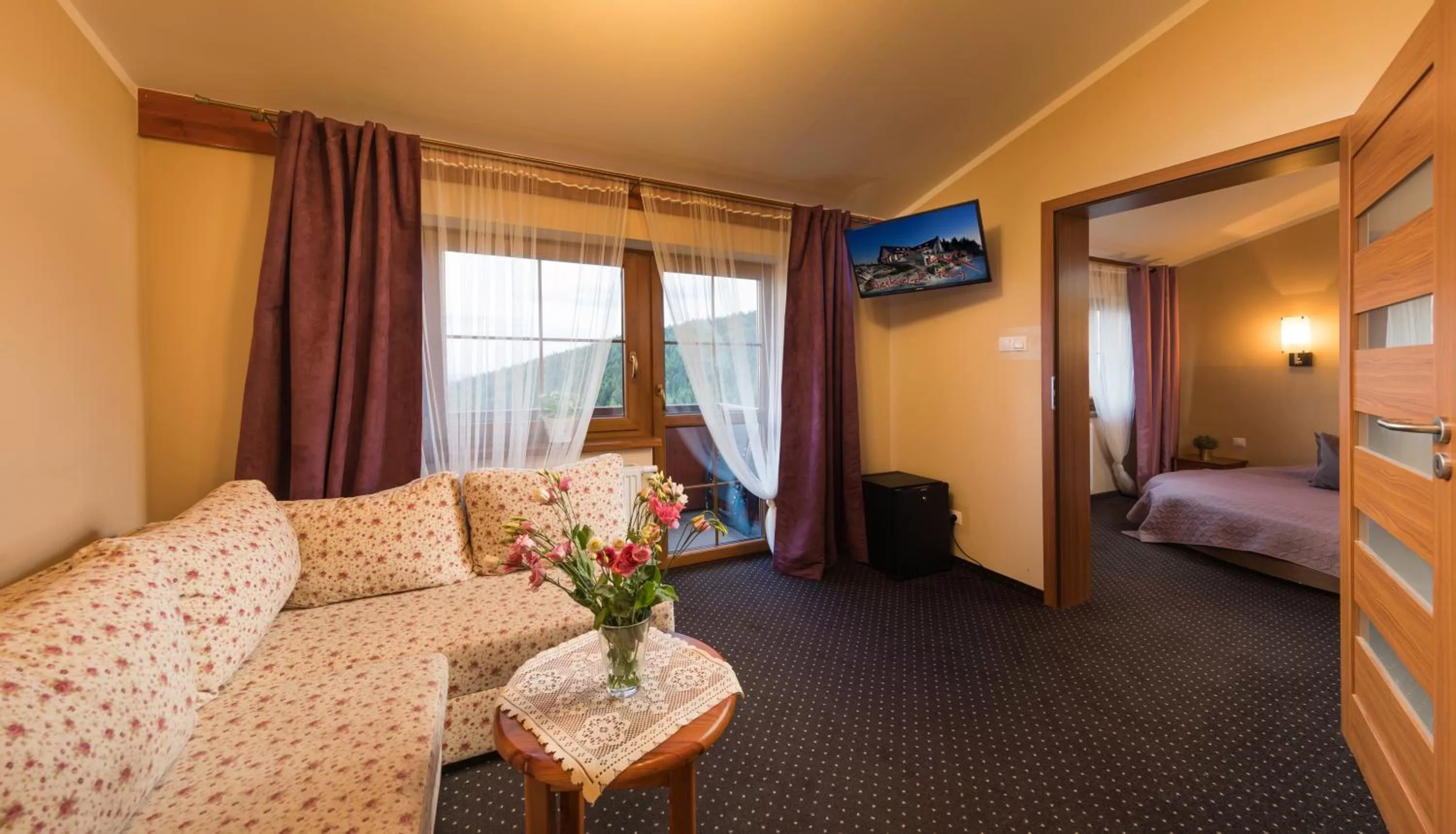 Bed in Hotel Beskidzki Raj Medical SPA