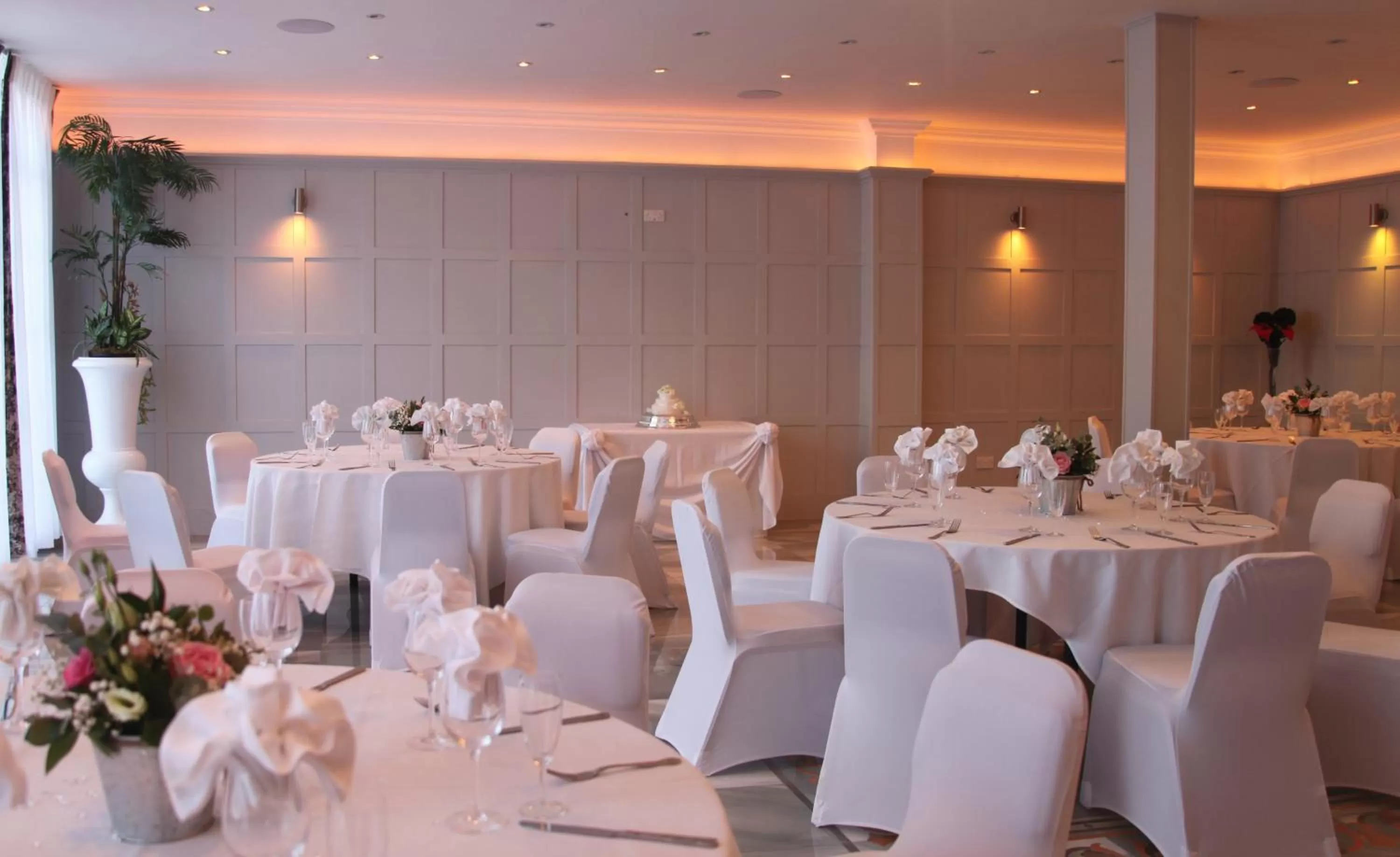 Banquet/Function facilities in Earl Of Doncaster Hotel