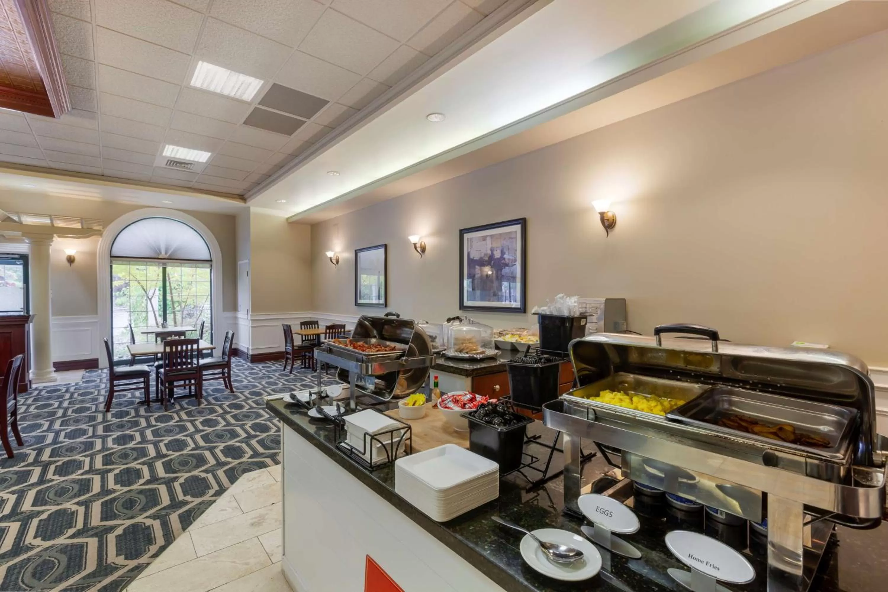 Breakfast, Restaurant/Places to Eat in Best Western Plus Orillia Hotel