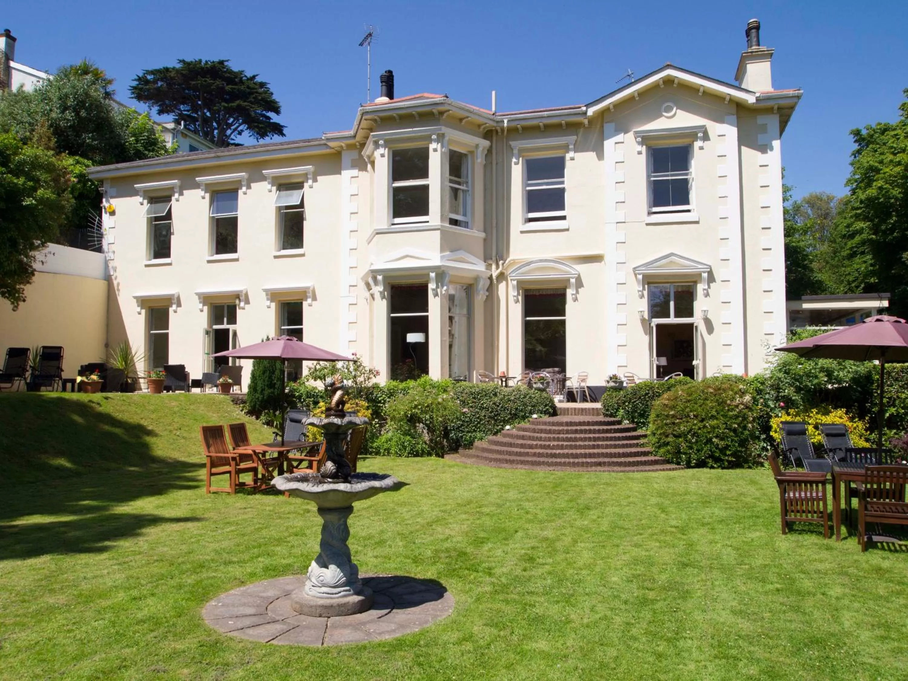 The Hotel Balmoral - Just for Adults