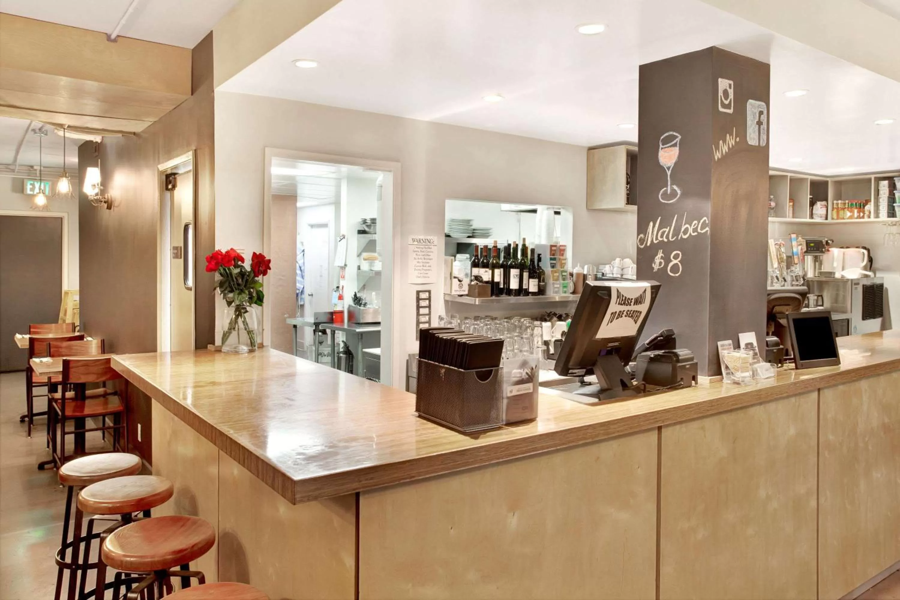 Restaurant/places to eat in Travelodge by Wyndham Culver City