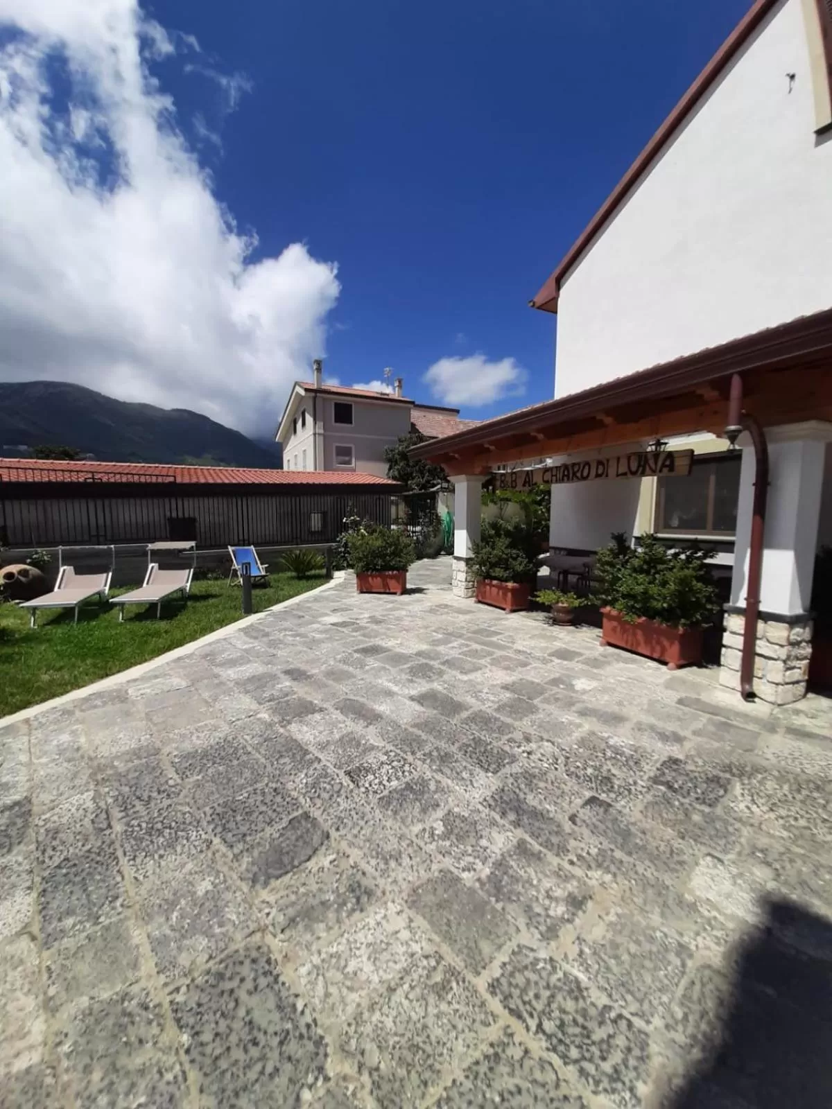Property building in Al Chiaro di Luna