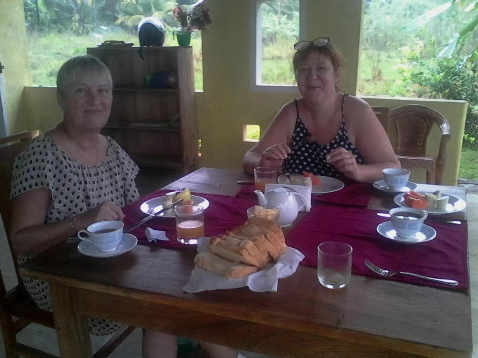 Continental breakfast in Lake Bliss