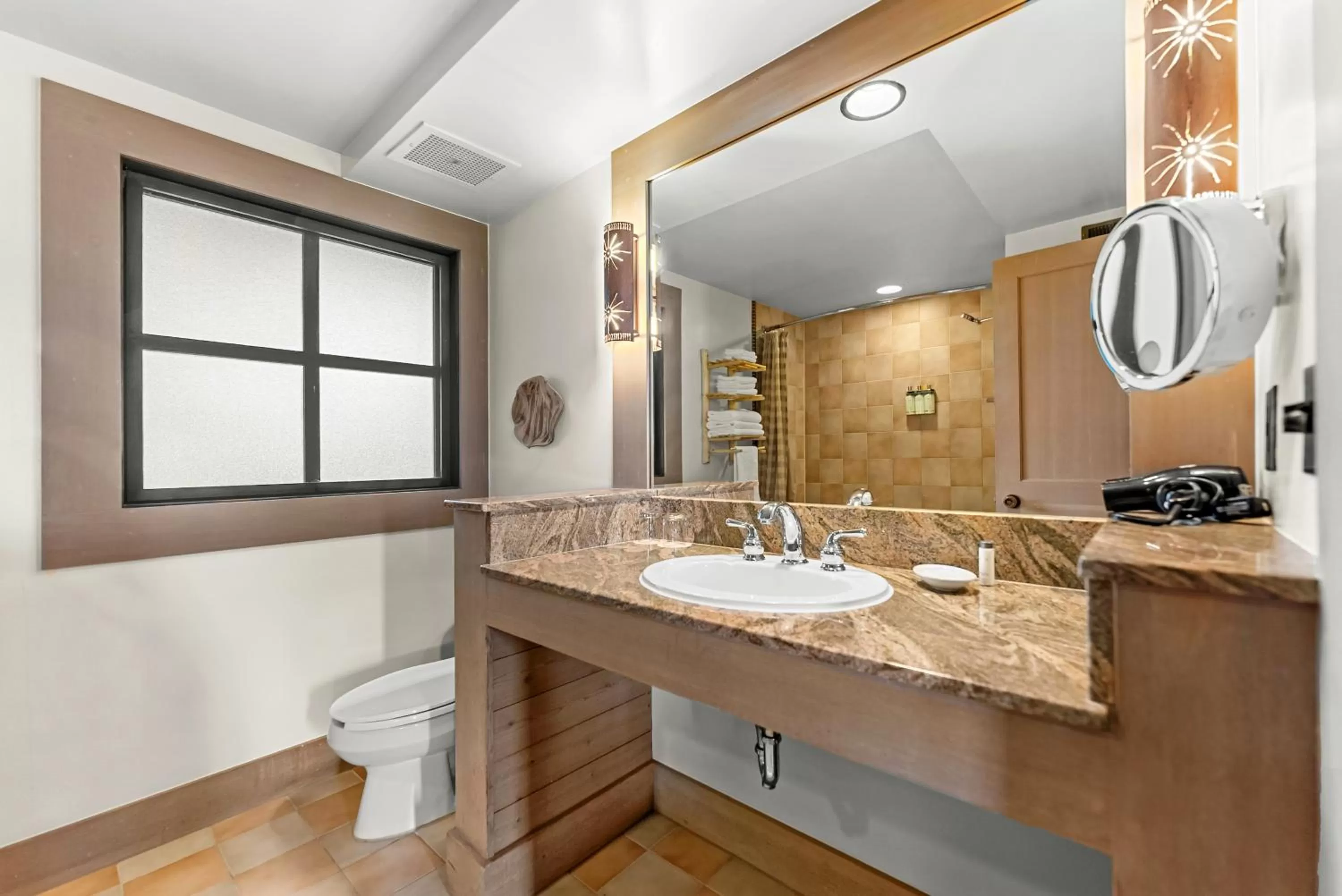 Bathroom in Sun Mountain Lodge