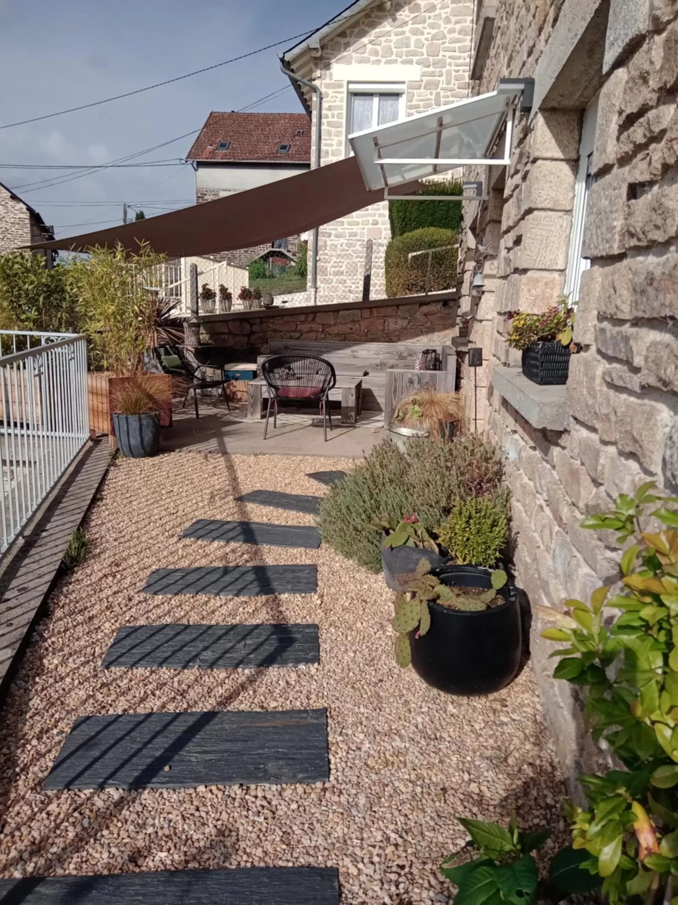 Balcony/Terrace in Le 28