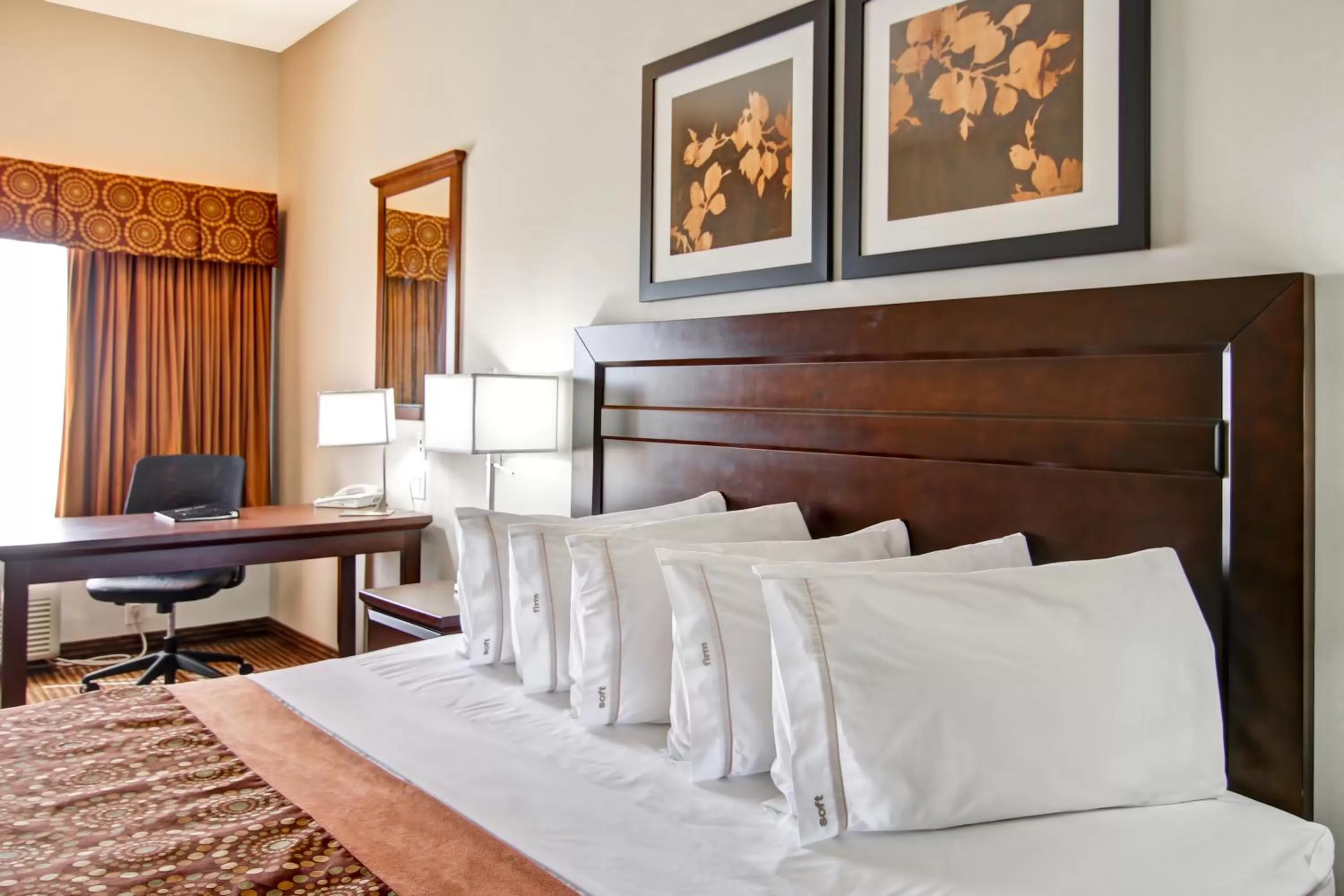 Bed in Canalta Hotel Moosomin