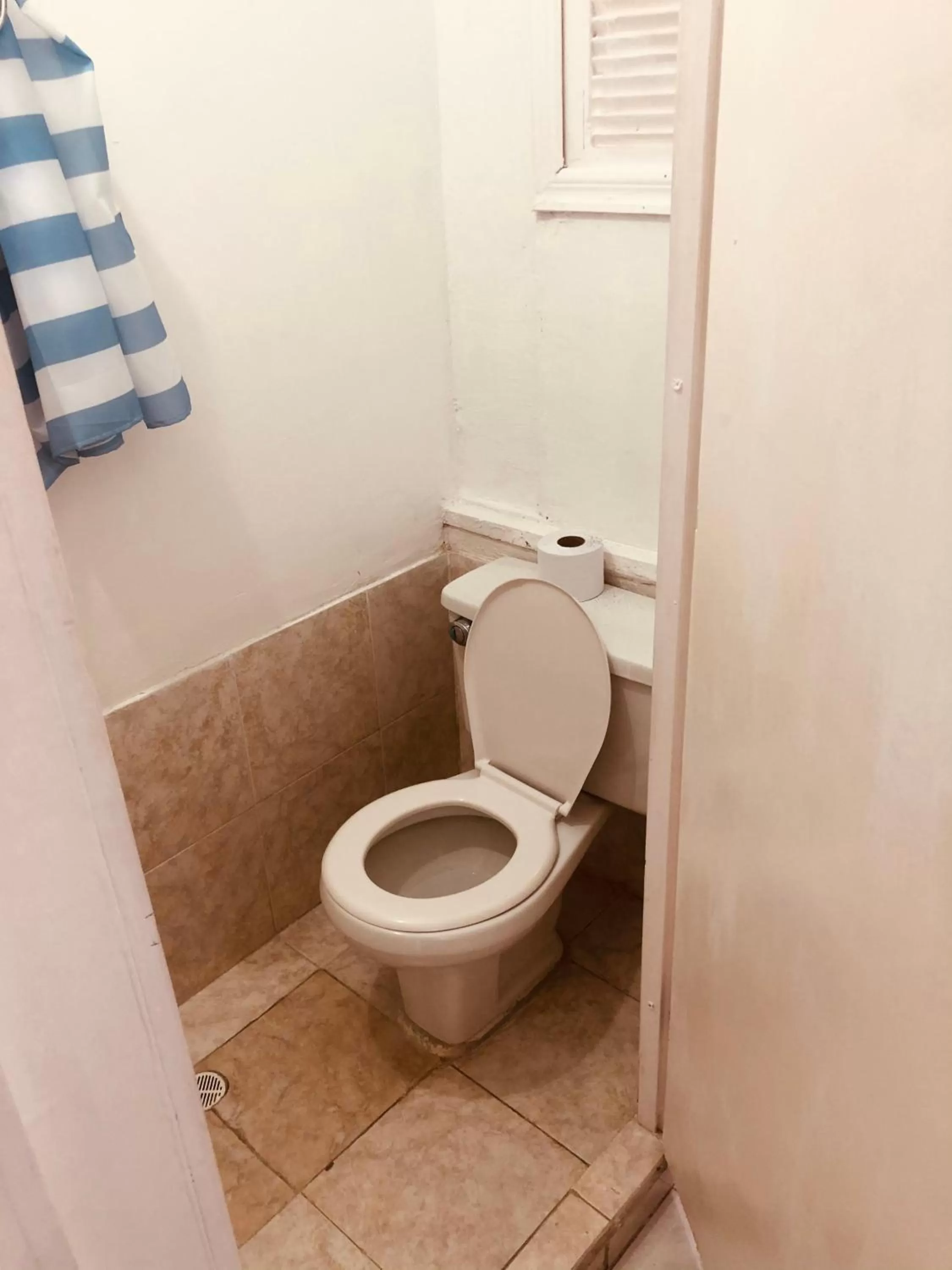 Tita’s Airport Hotel