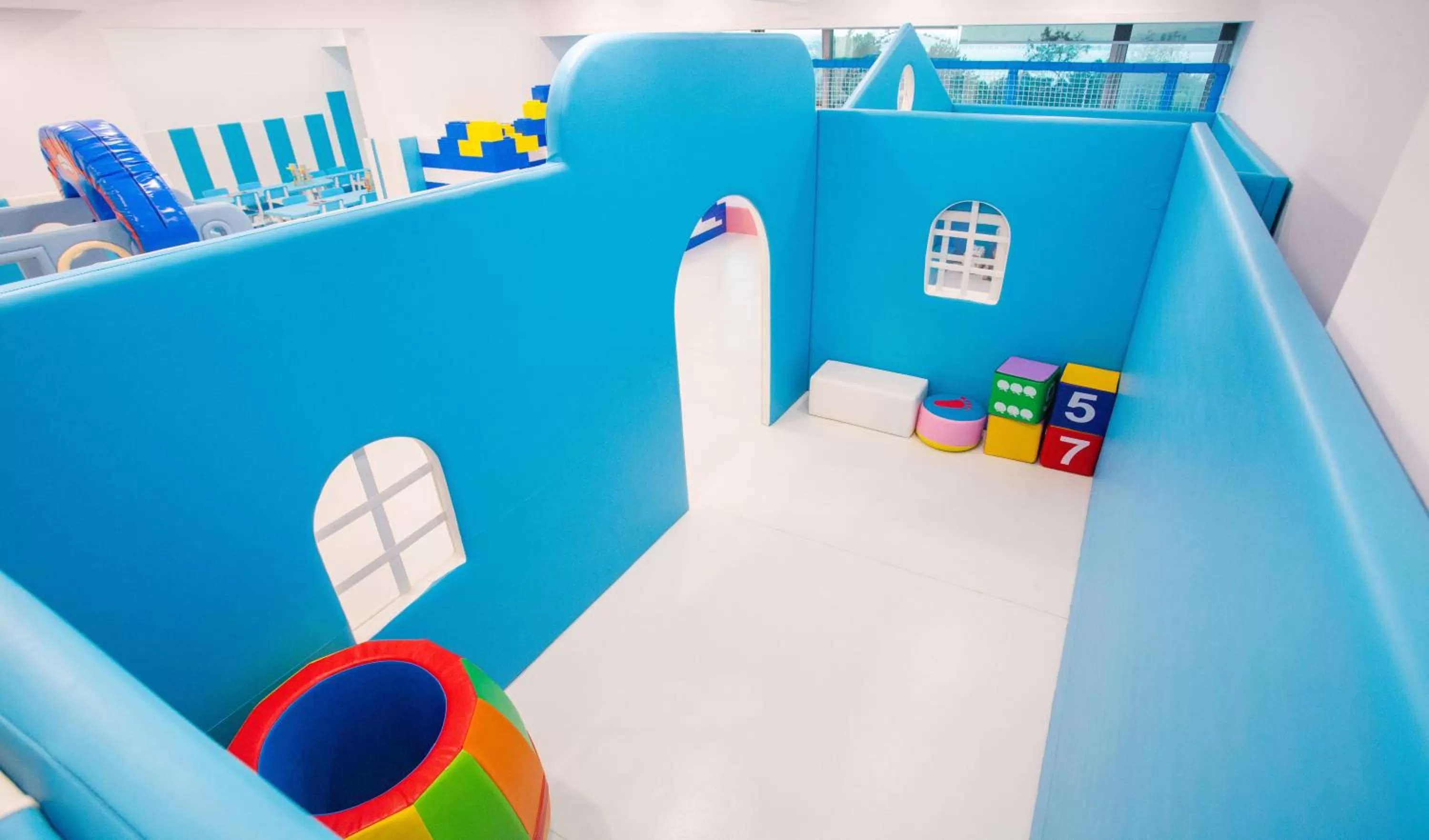 Children play ground in Grand Bay Hotel Zhuhai