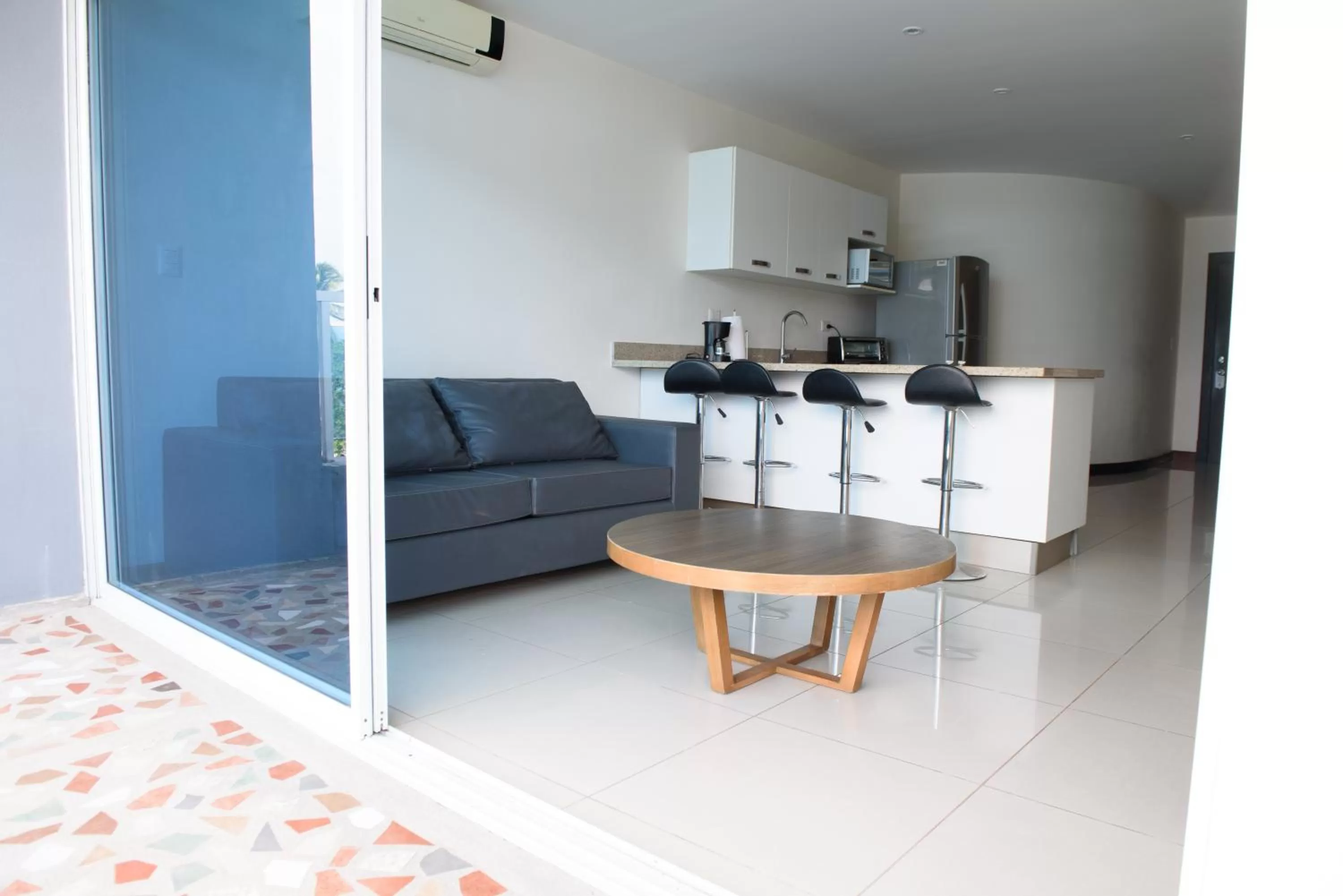 Kitchen or kitchenette in Puerto Azul Hotel