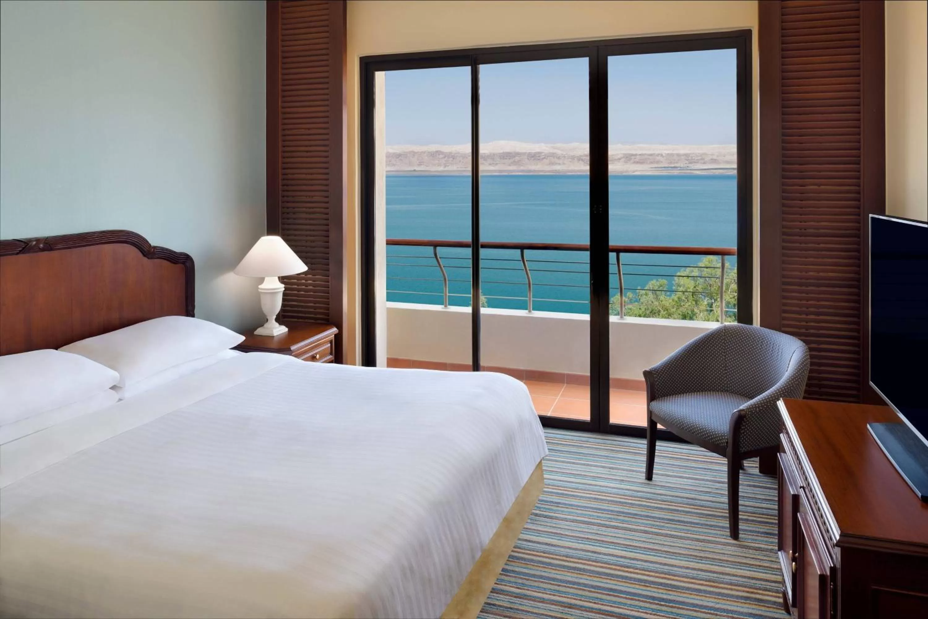 Bedroom, Bed in Dead Sea Marriott Resort & Spa