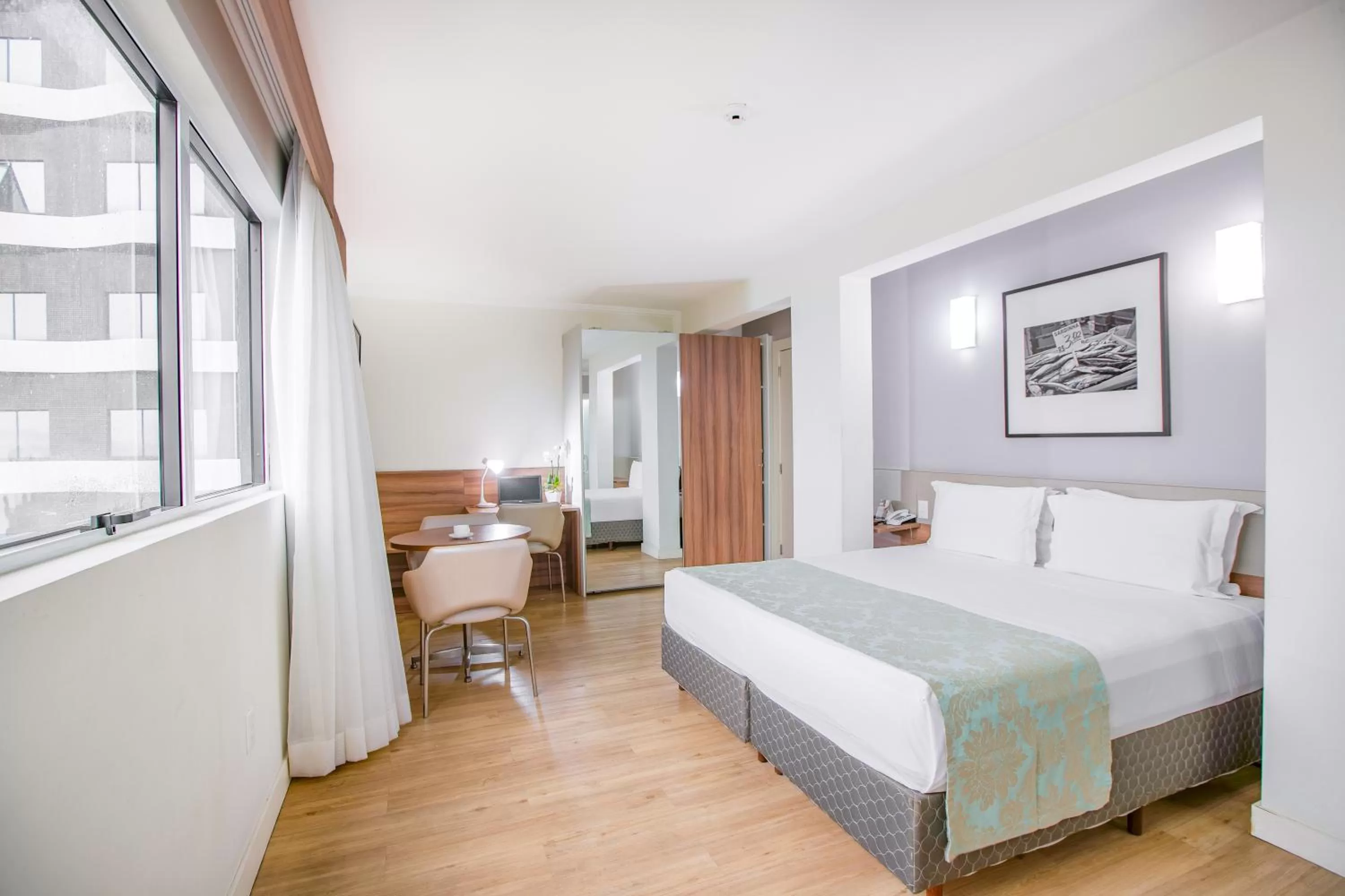 Photo of the whole room, Bed in Iate Hotel Centro Florianópolis