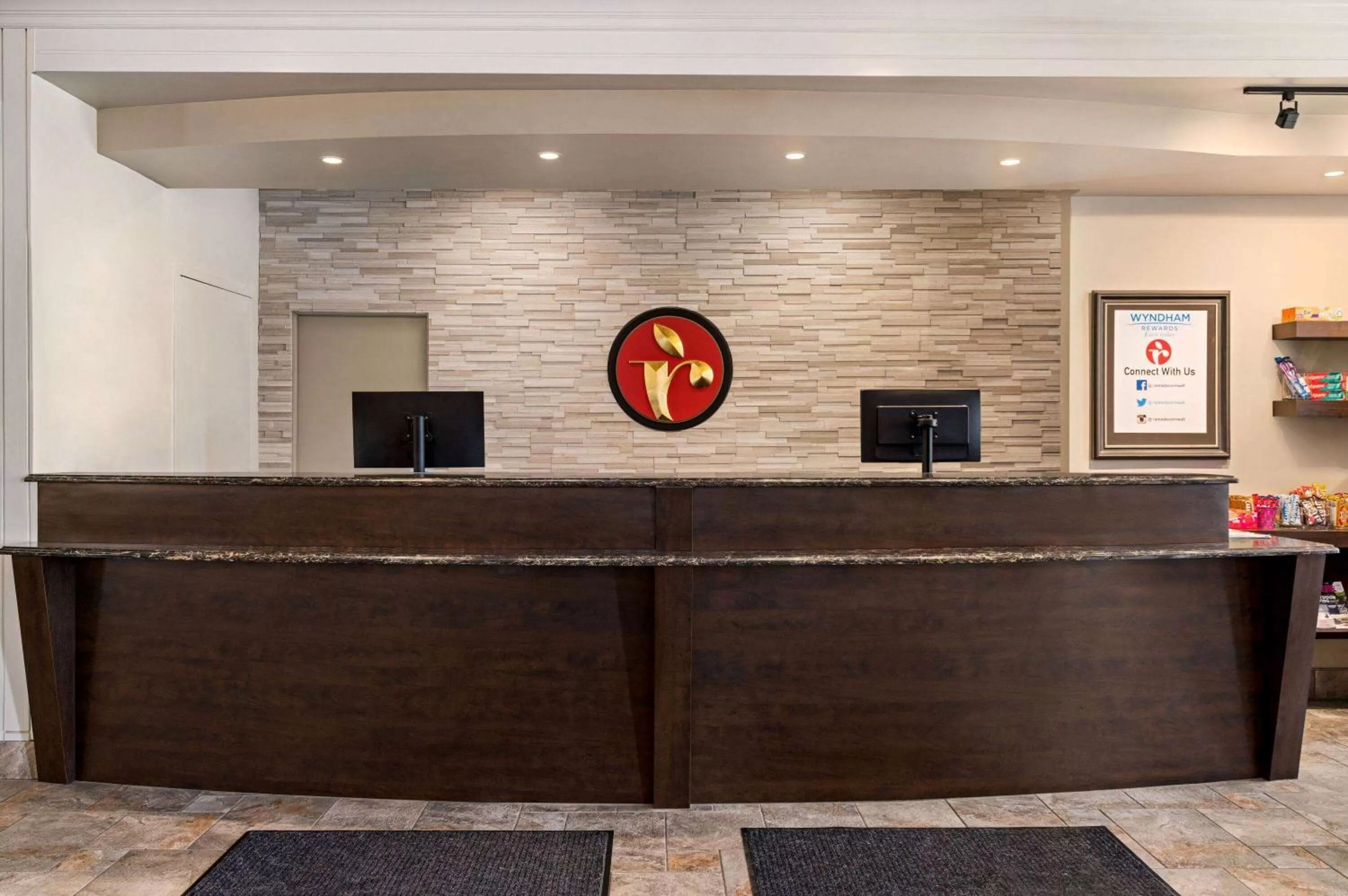 Lobby or reception in Ramada by Wyndham Cornwall