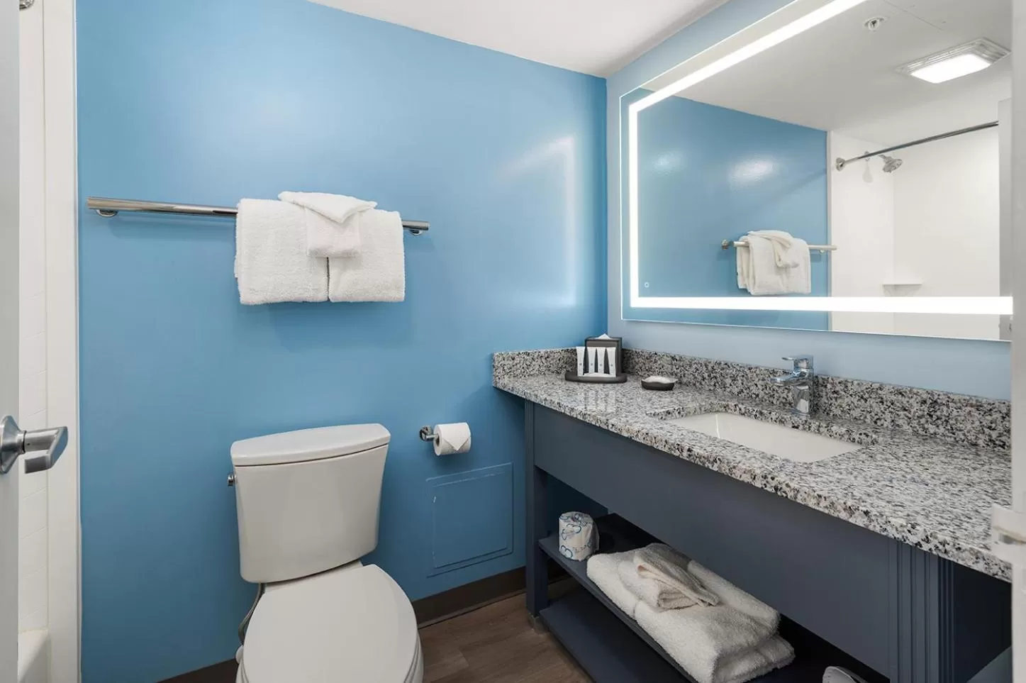 Bathroom in Fenwick Inn