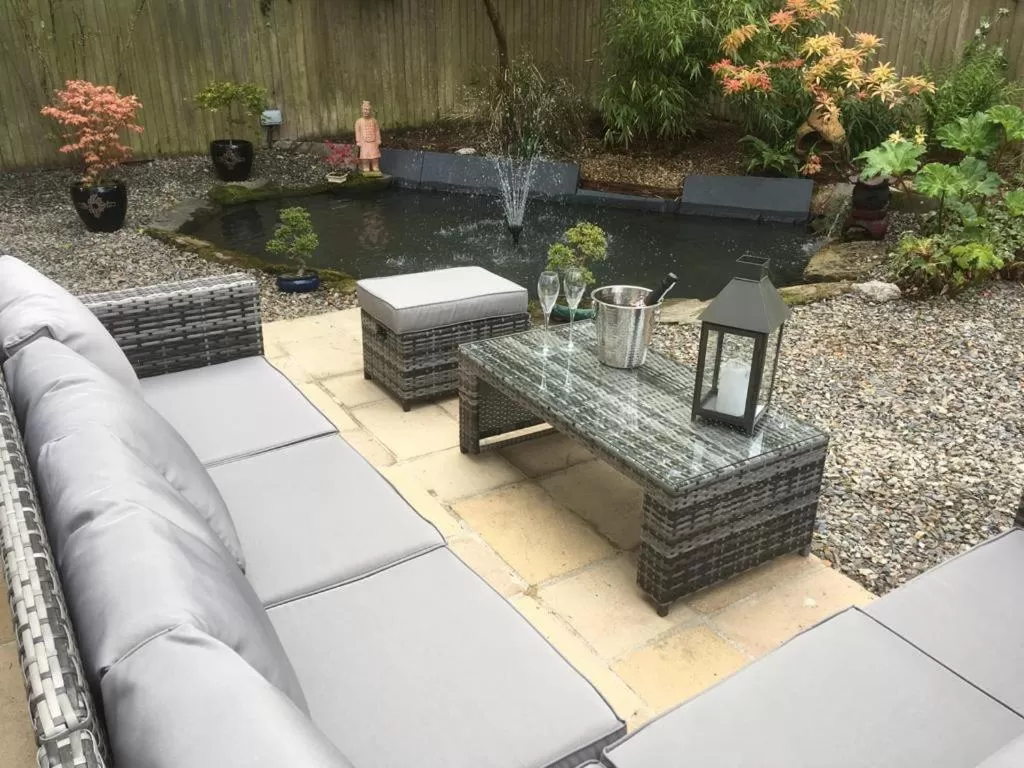 Seating Area in TRETHEWEY GUEST HOUSE