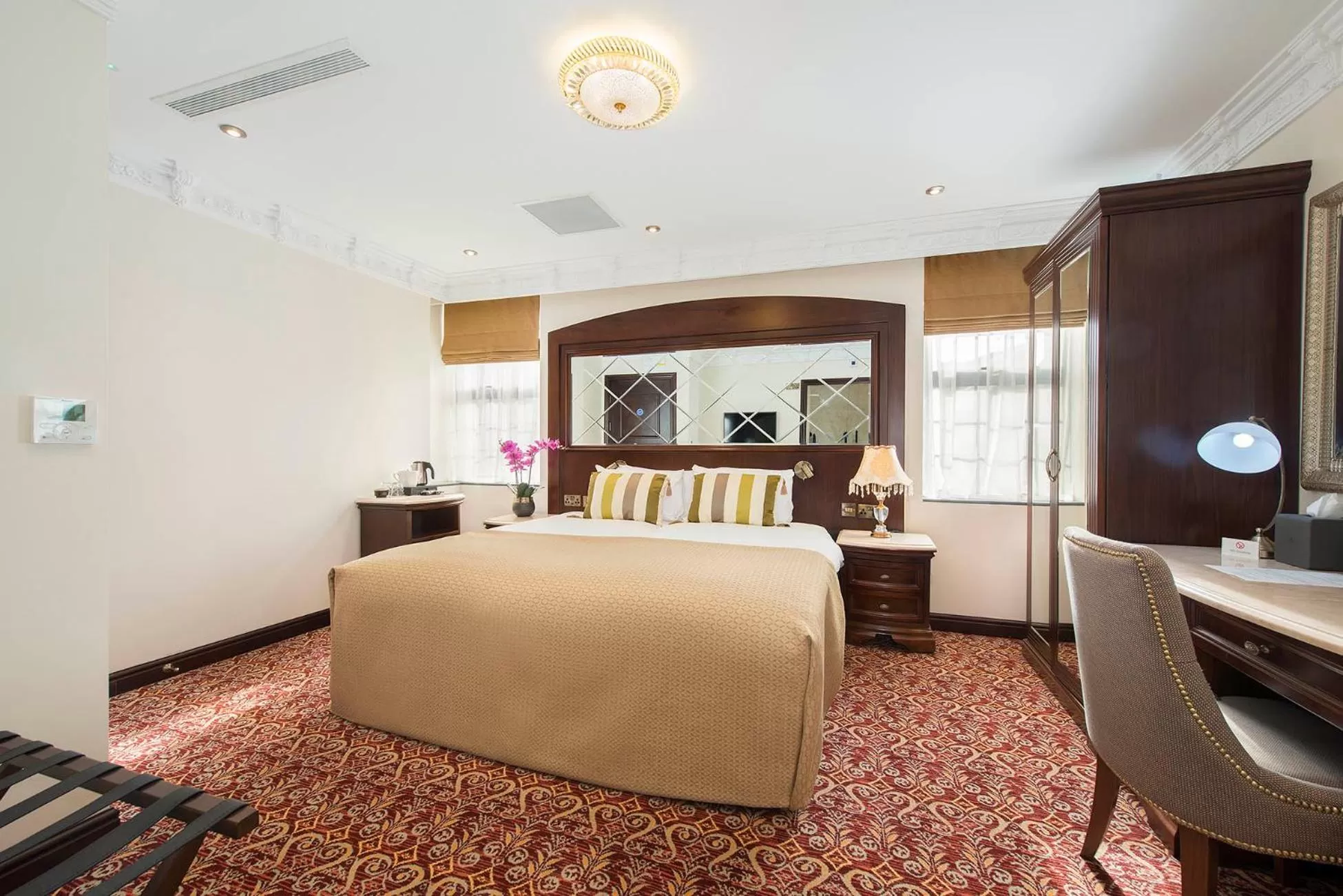 Bed in The George Street Hotel