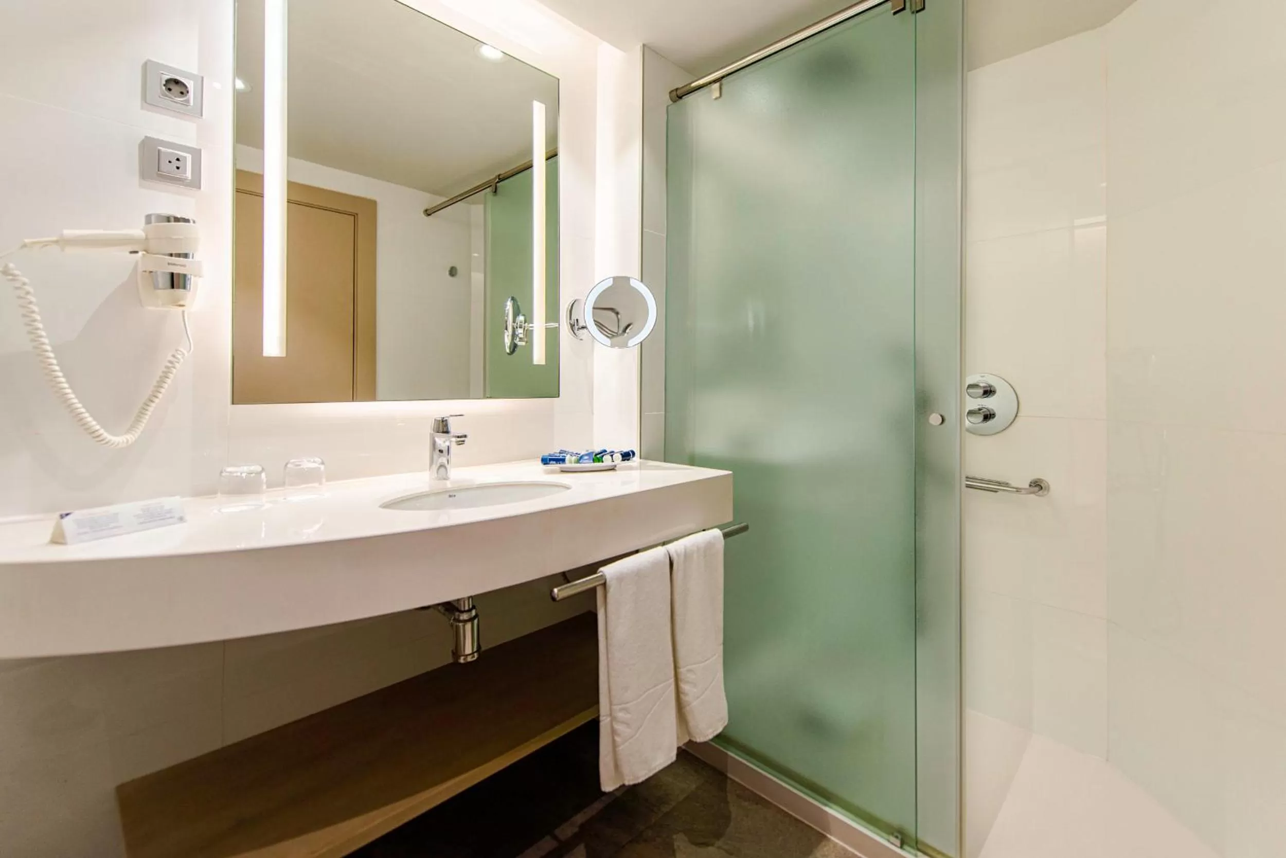 Bathroom in Spring Arona Gran Hotel - Adults Only