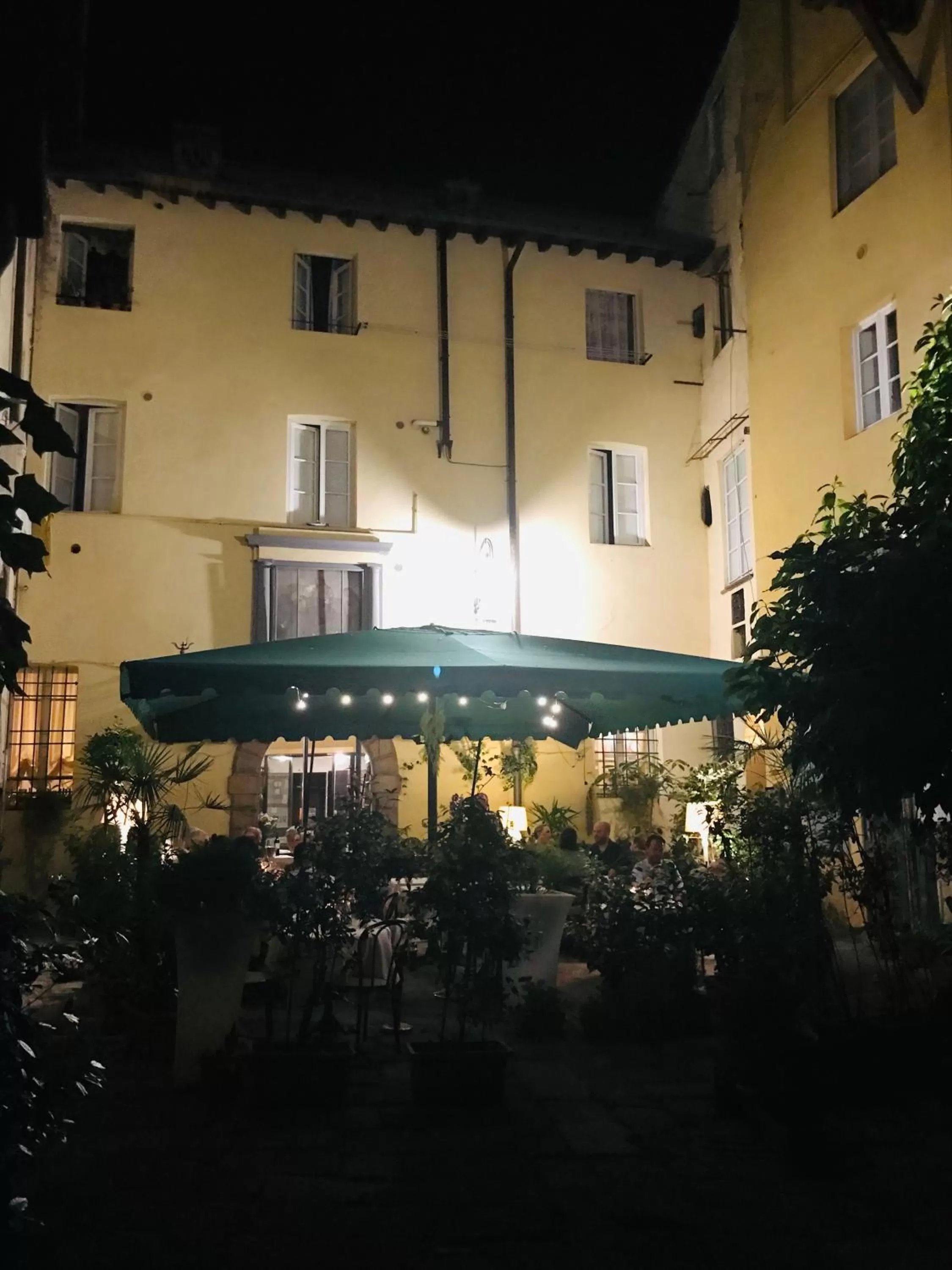 Property building in Al Cardinale Rooms & Studios