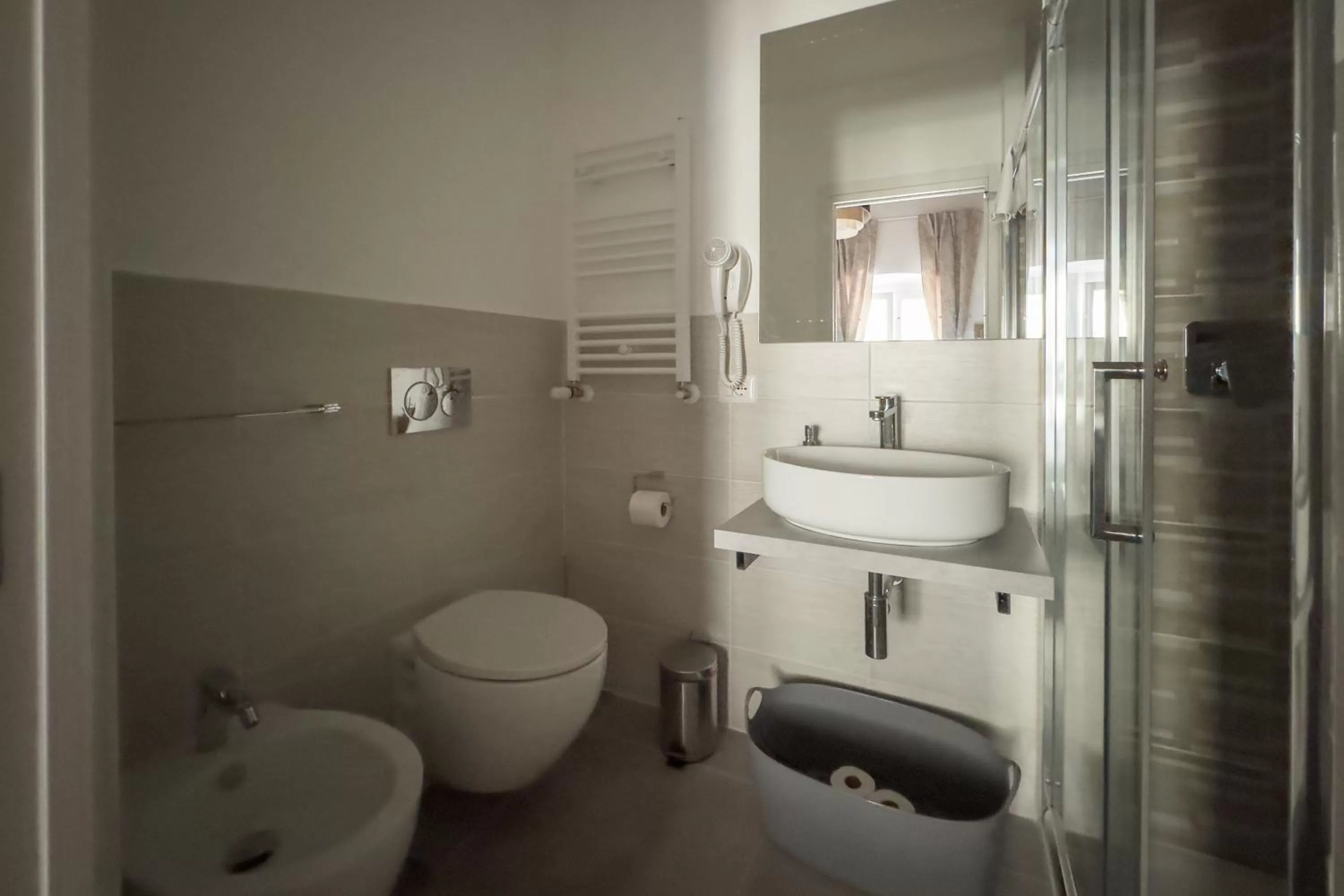 Bathroom in White Ostilia B&B