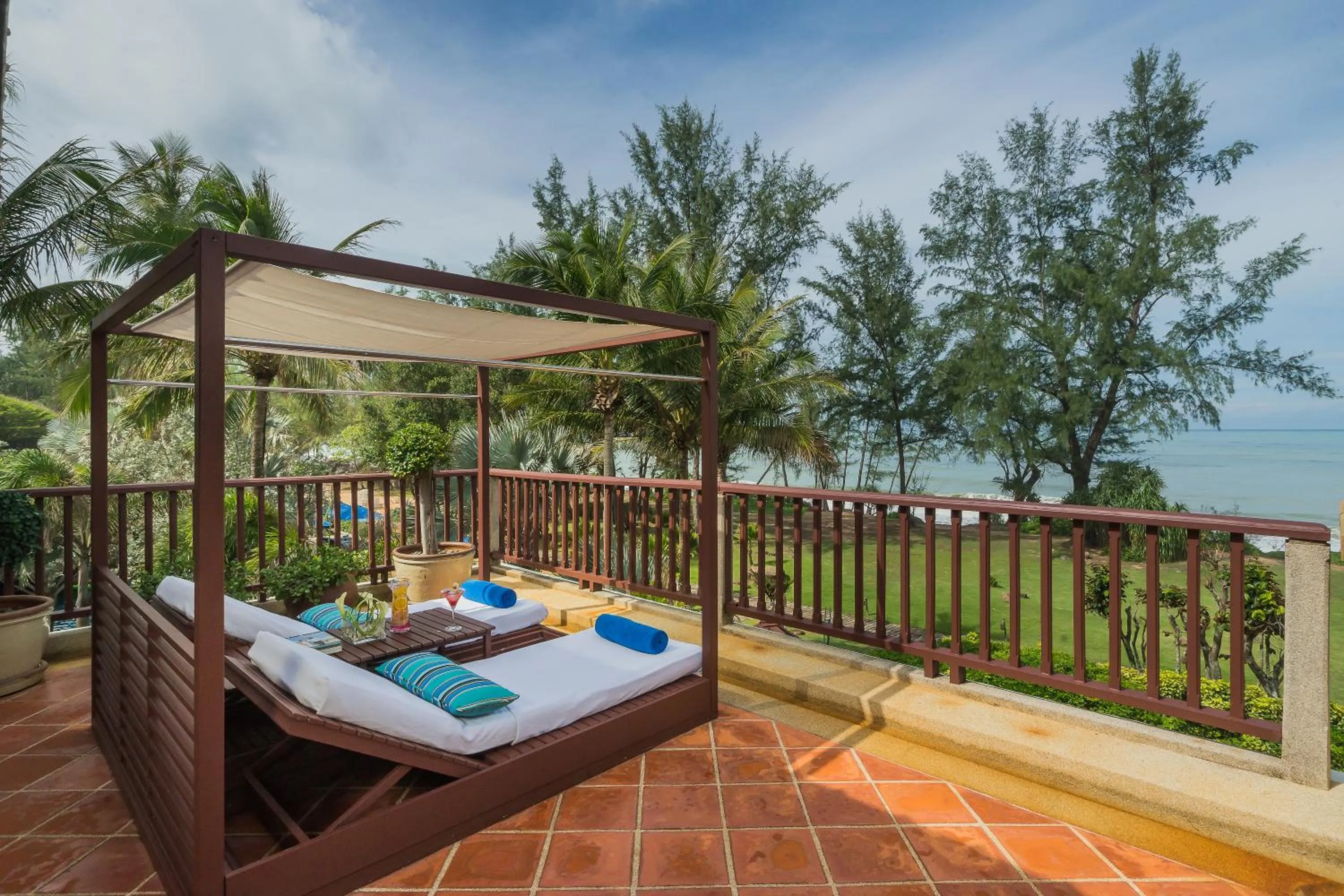Balcony/Terrace in JW Marriott Phuket Resort and Spa