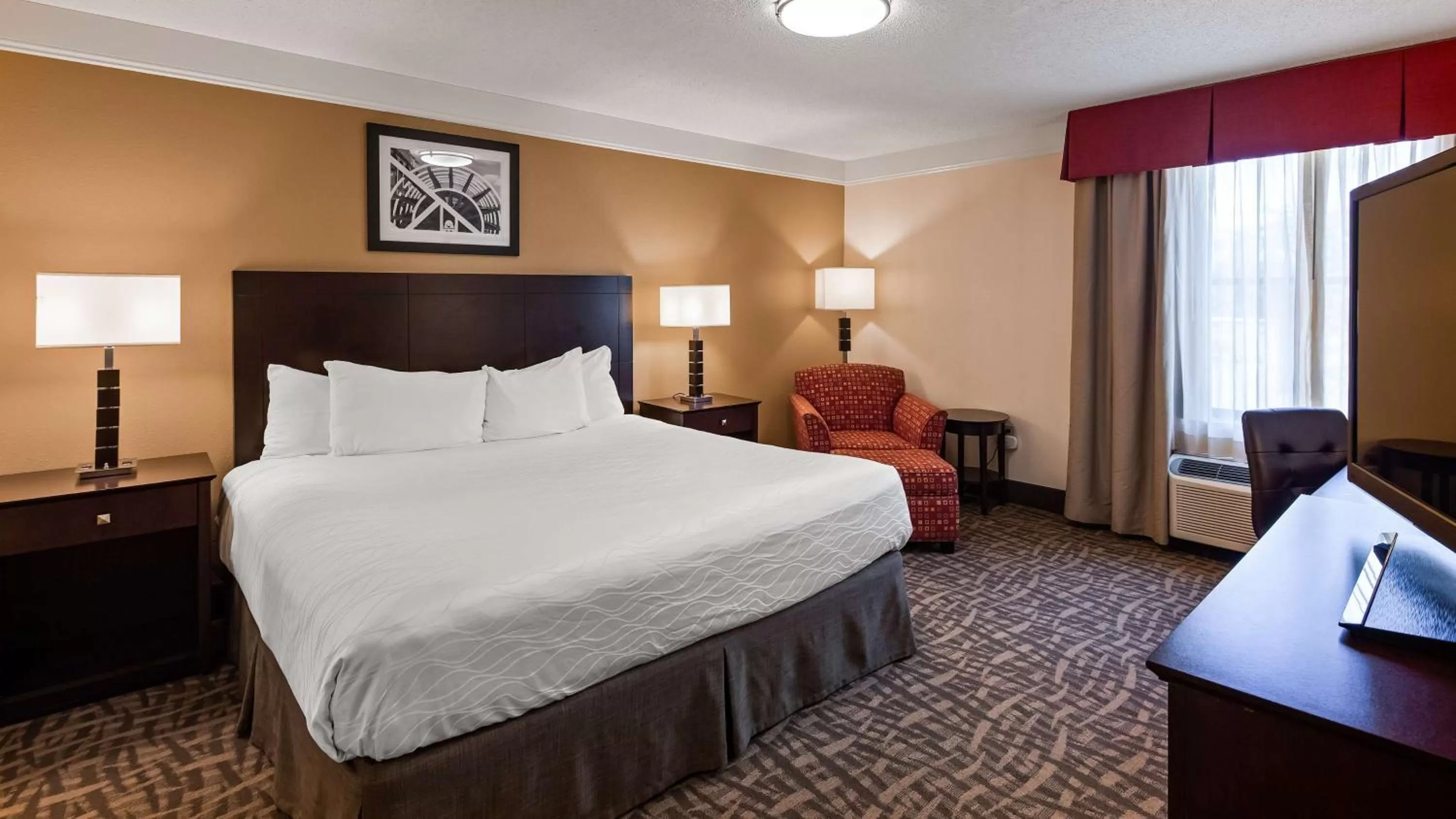 Queen Room - Disability Access - Non Smoking in Best Western Plus Peoria