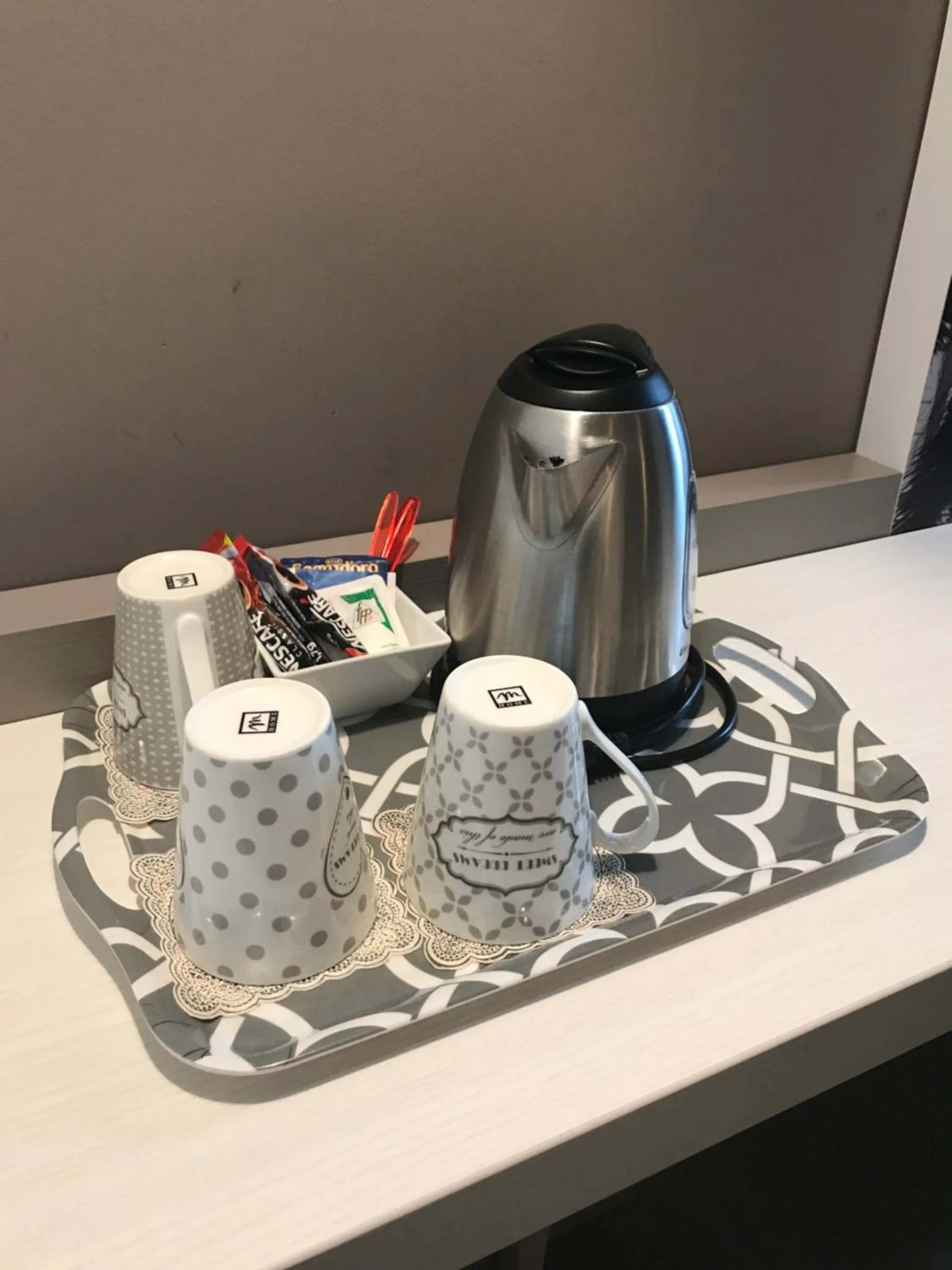 Coffee/tea facilities in Canova Hotel