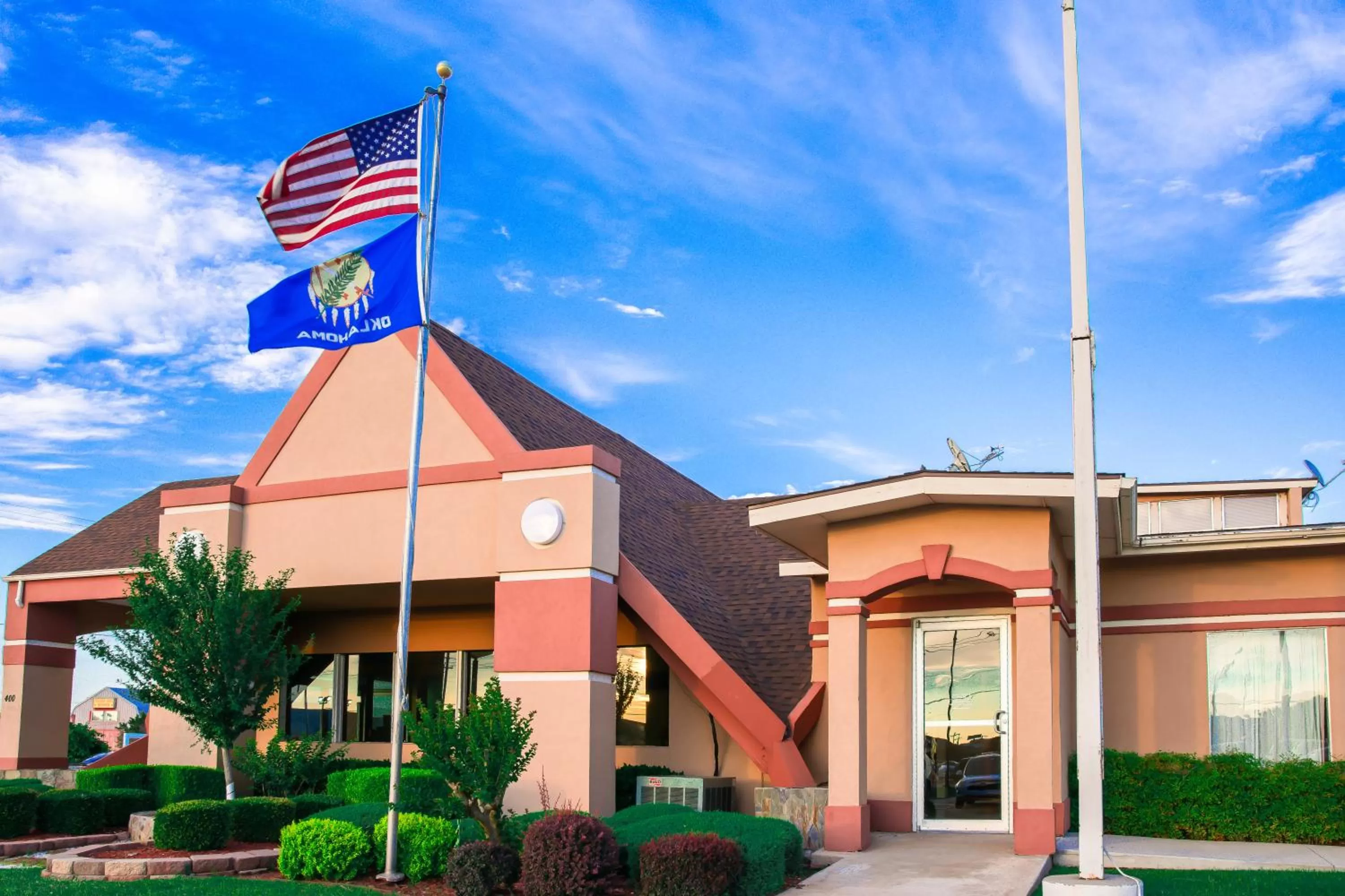 Facade/entrance in Howard Johnson by Wyndham Oklahoma City OKC Airport, Fairgrounds, I40