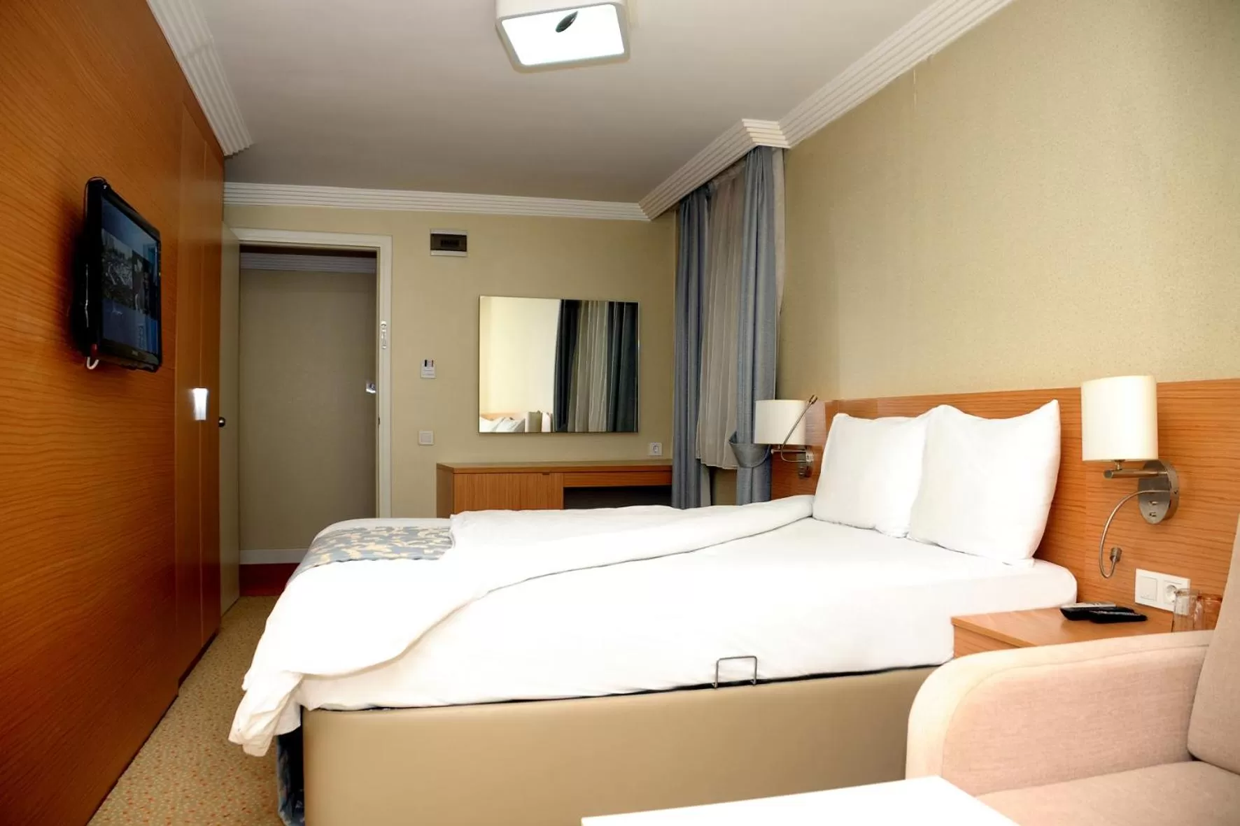 Photo of the whole room, Bed in Sahinbey Hotel