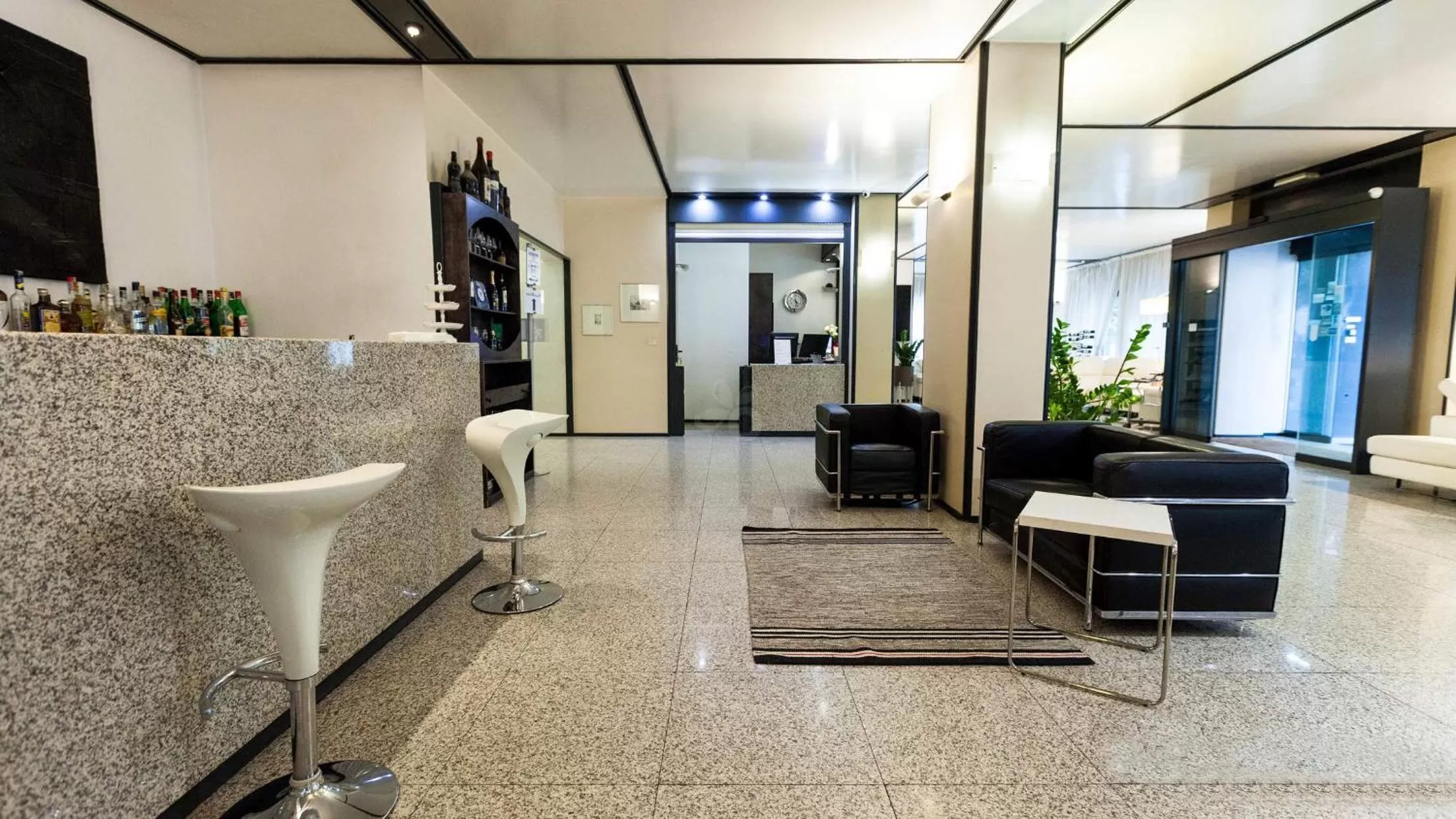 Lobby or reception in Hotel Lis