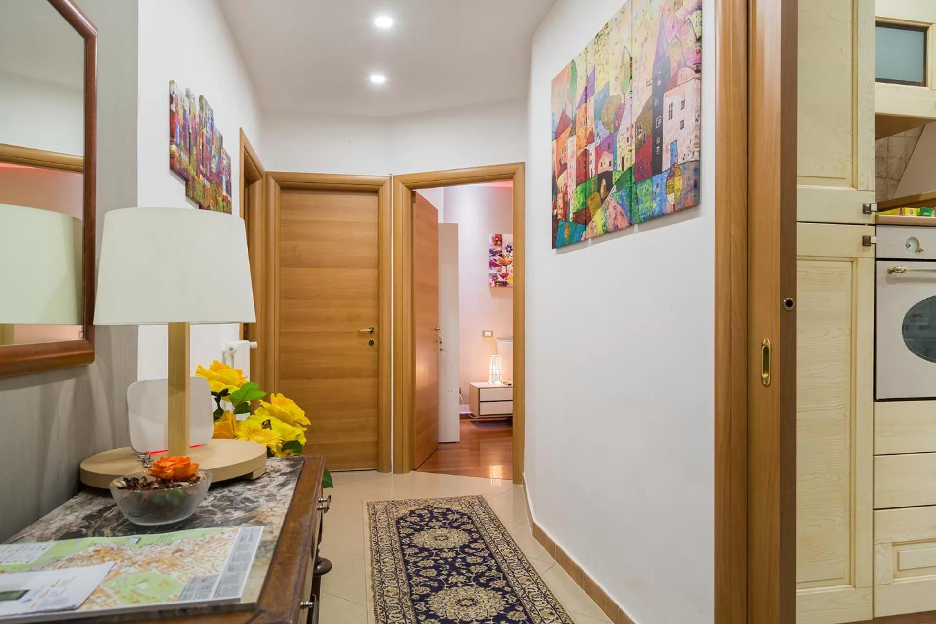 Decorative detail in Donna Gina