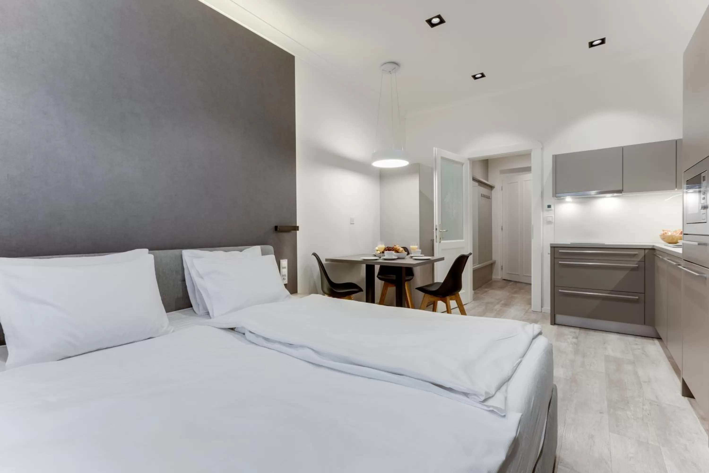 Bed in Lampi Aparthotel Prague