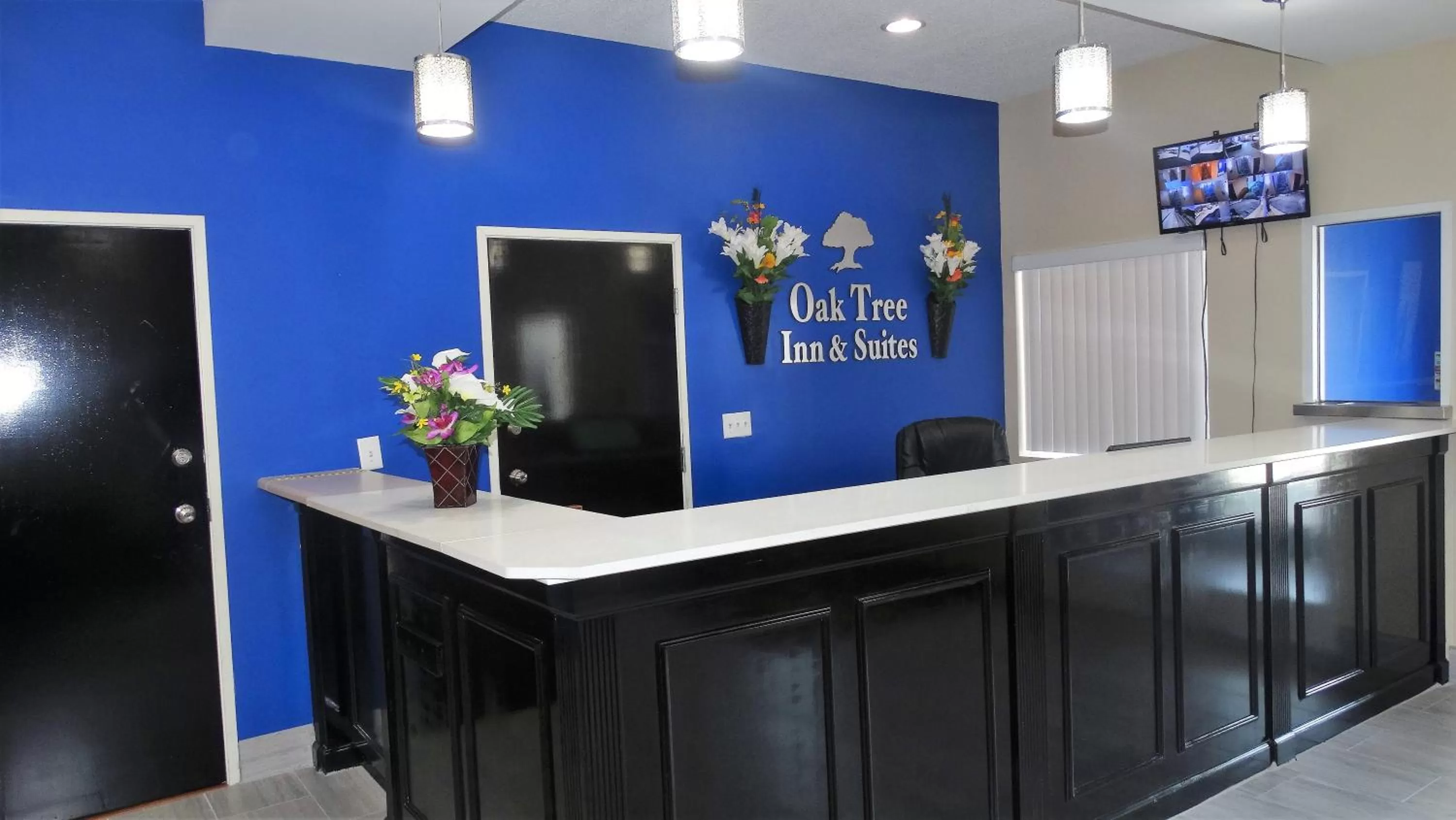 Lobby or reception in Oak Tree Inn & Suites