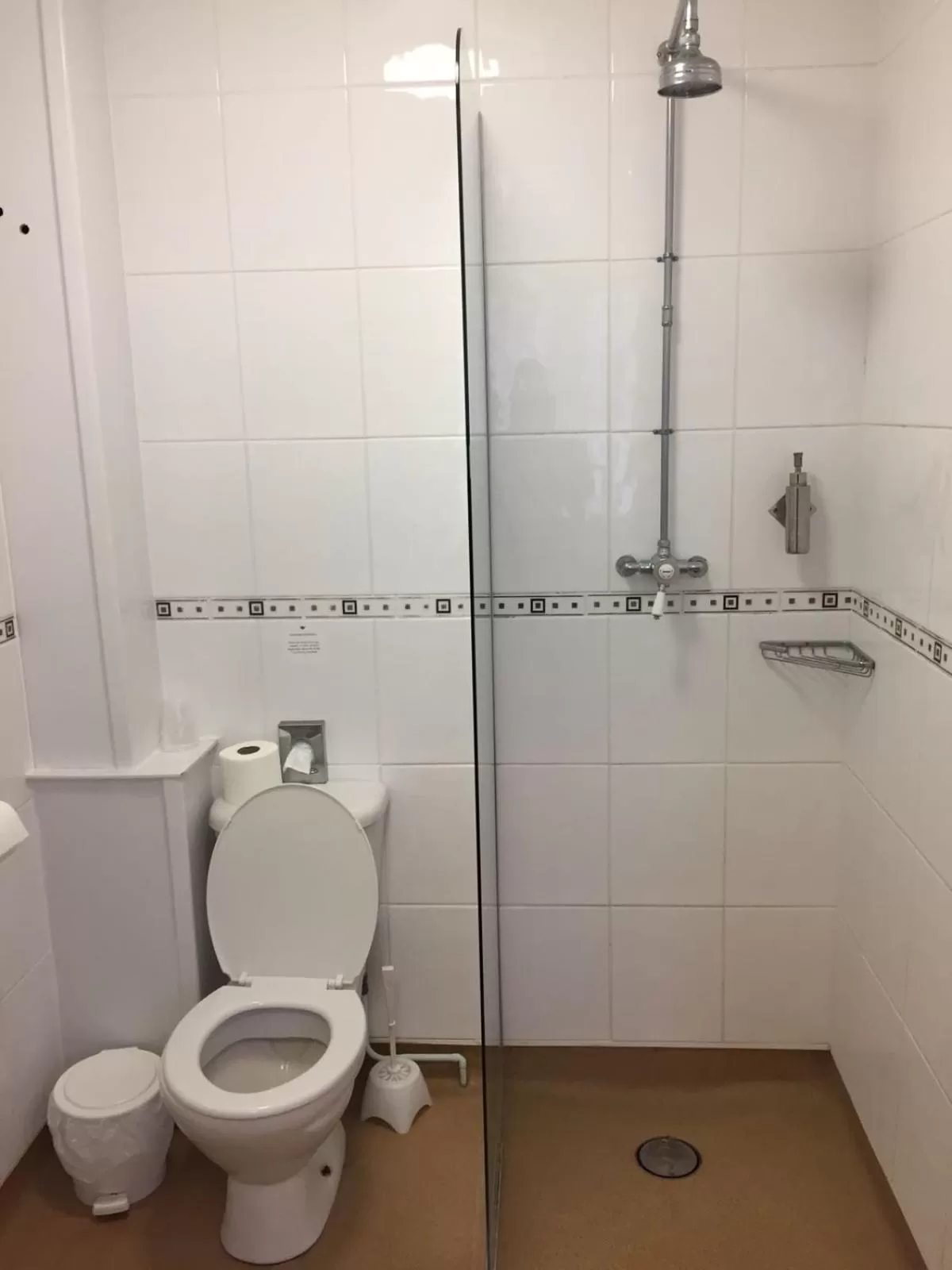 Bathroom in The Black Bull Inn