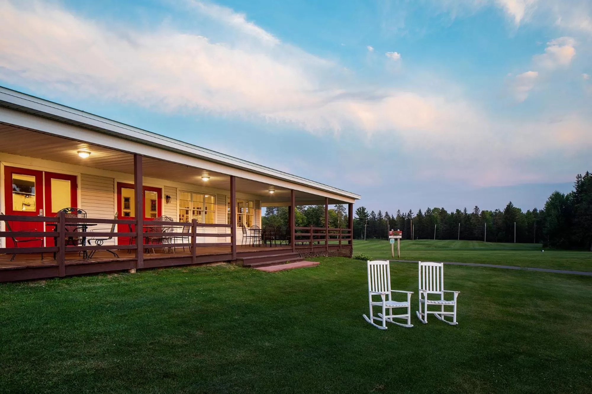 Golfcourse in Best Western University Inn