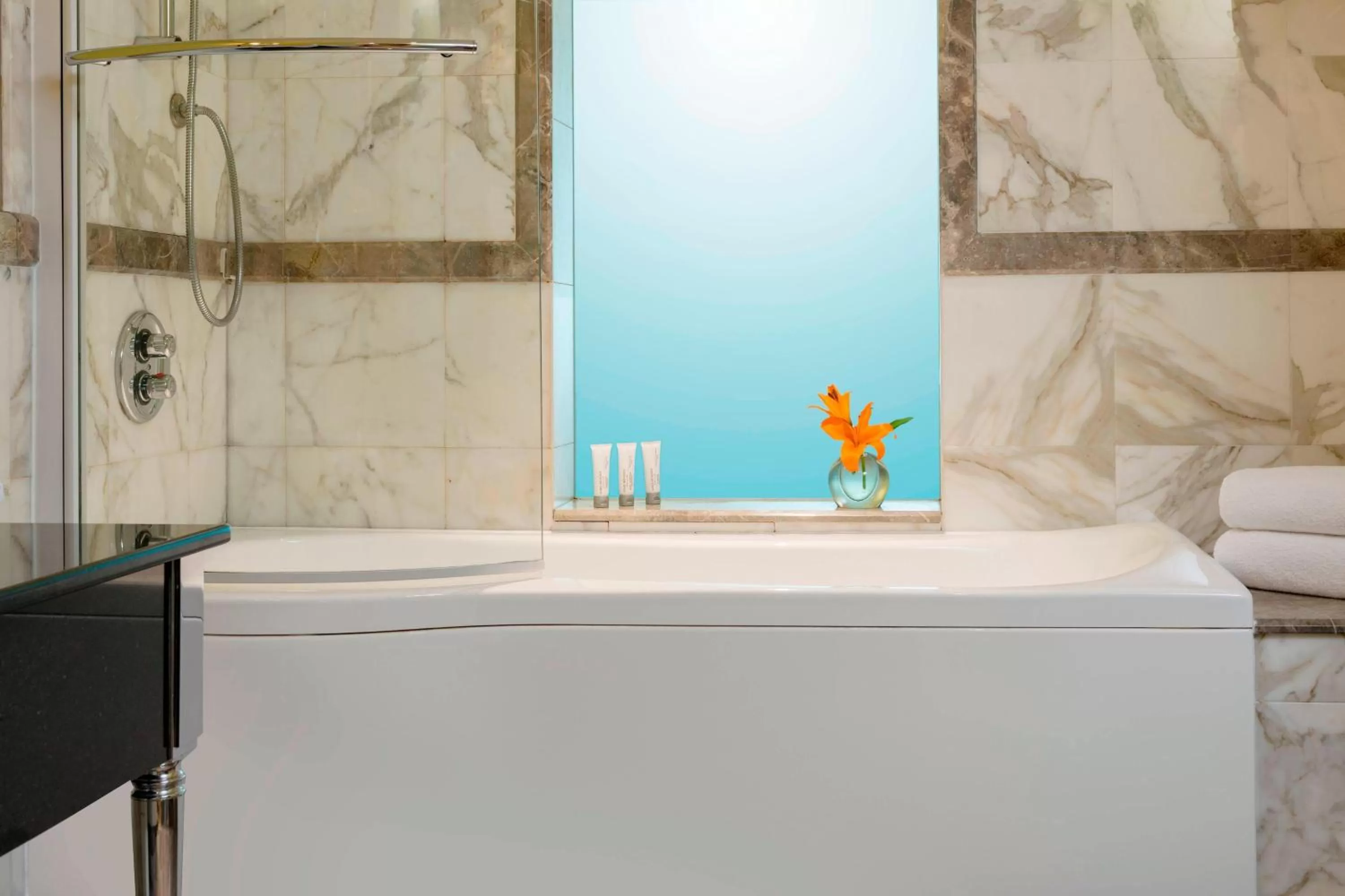 Bathroom in Le Royal Meridien Abu Dhabi