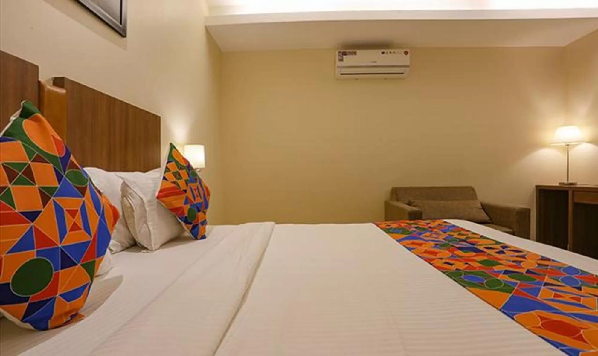 Bed in FabHotel Royal International - Nr Mumbai International Airport
