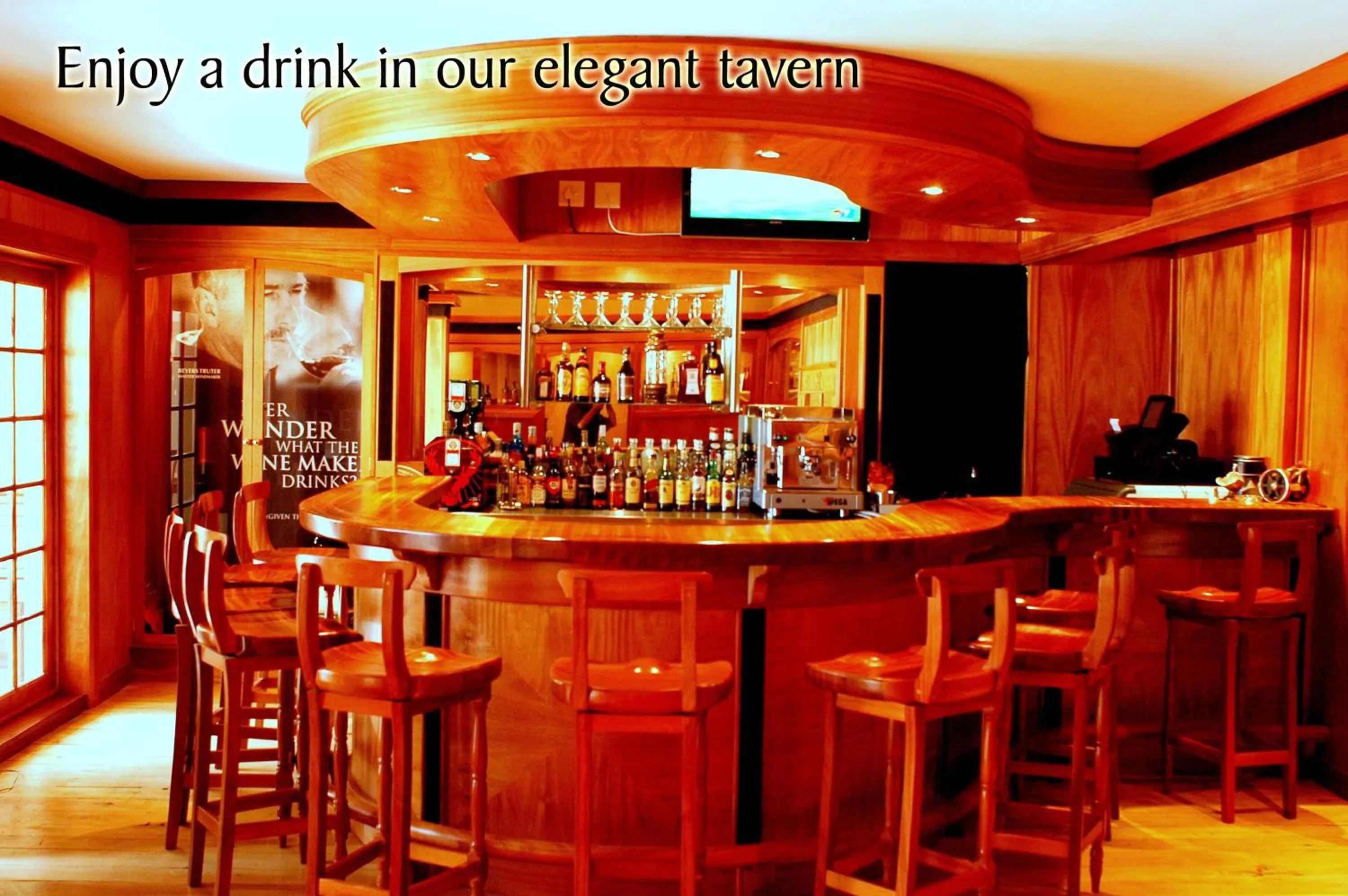 Lounge or bar in Turnberry Boutique Hotel