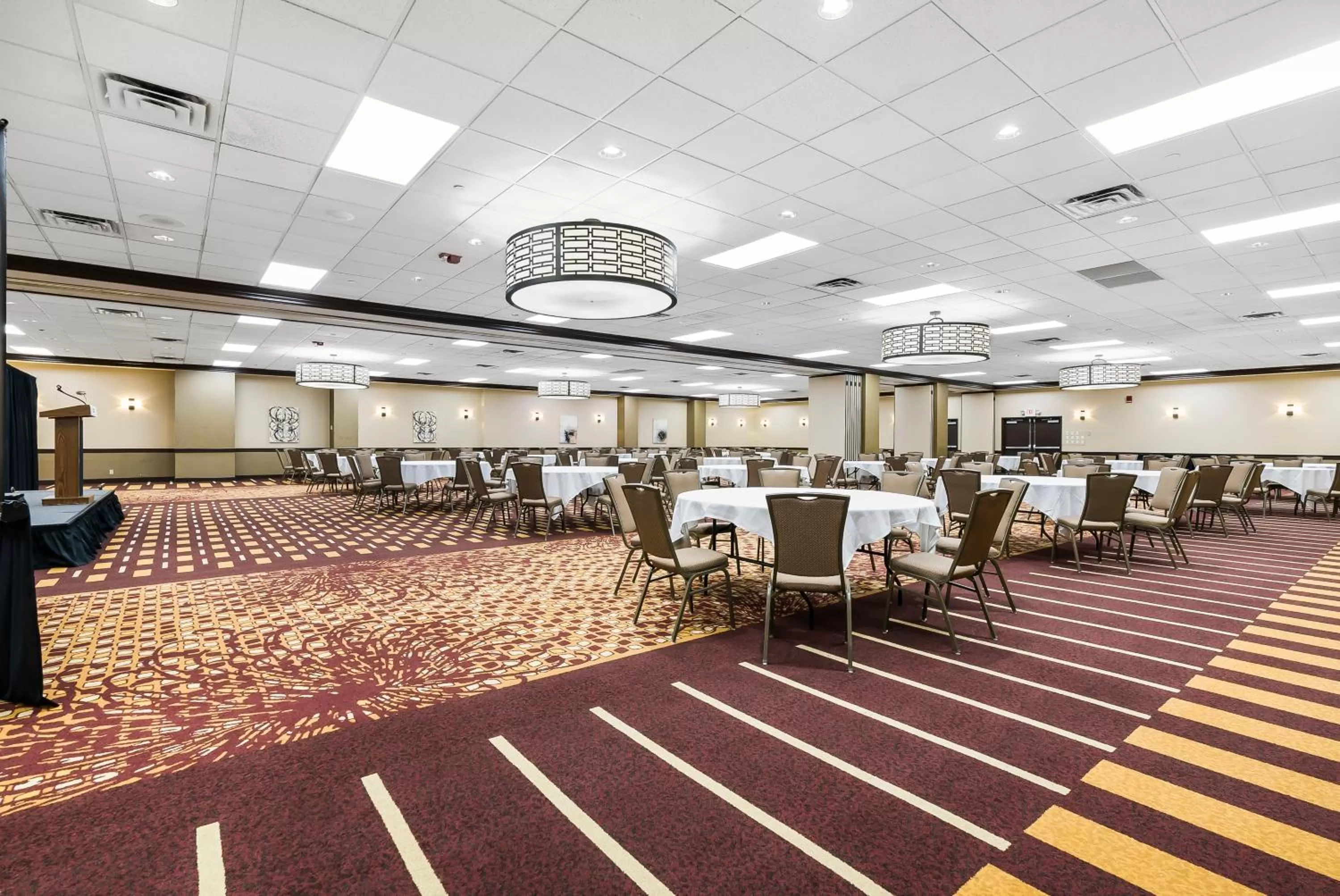 Banquet/Function facilities in Thousand Hills Resort Hotel