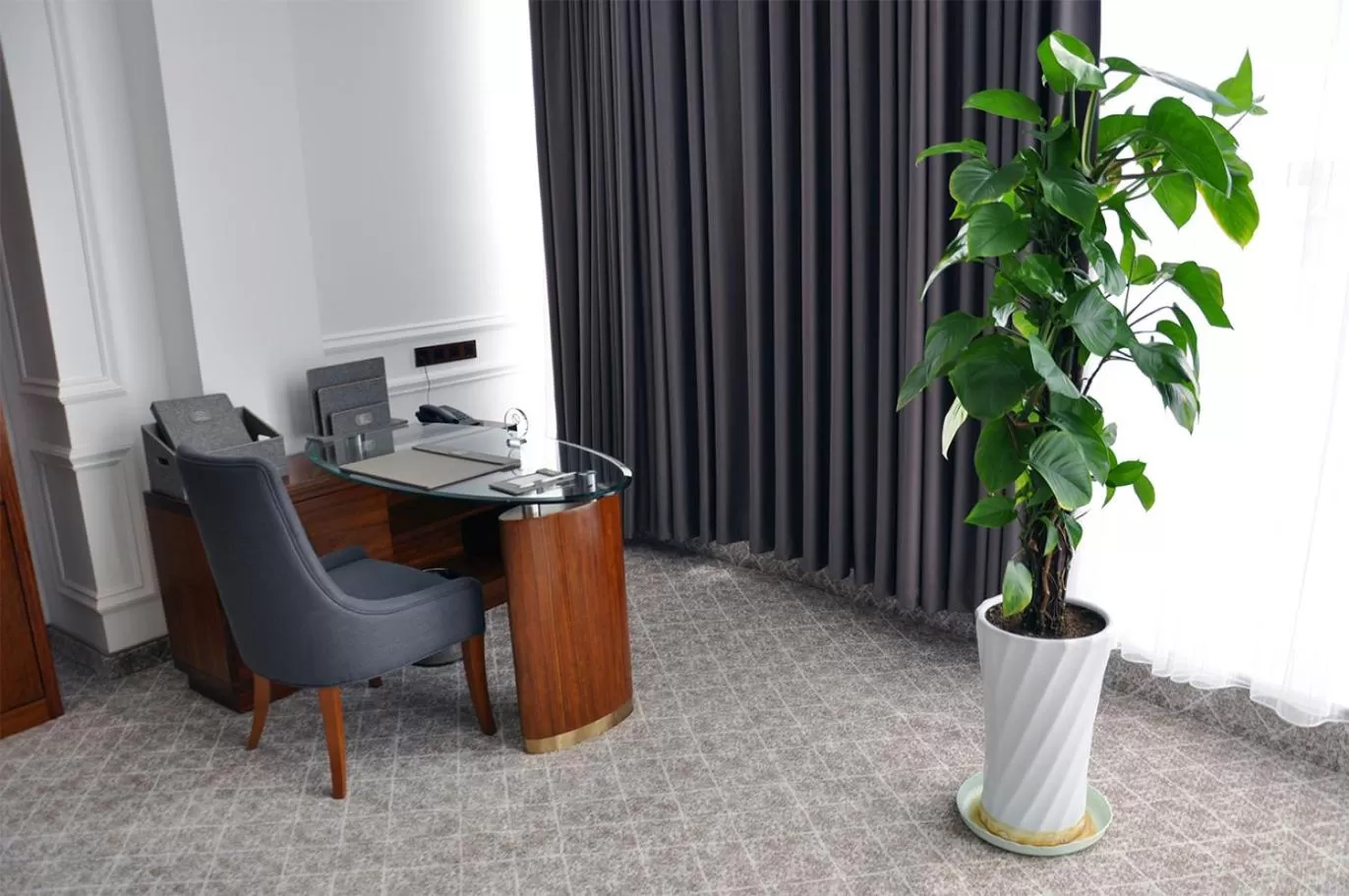 Parliament Palace Hotel