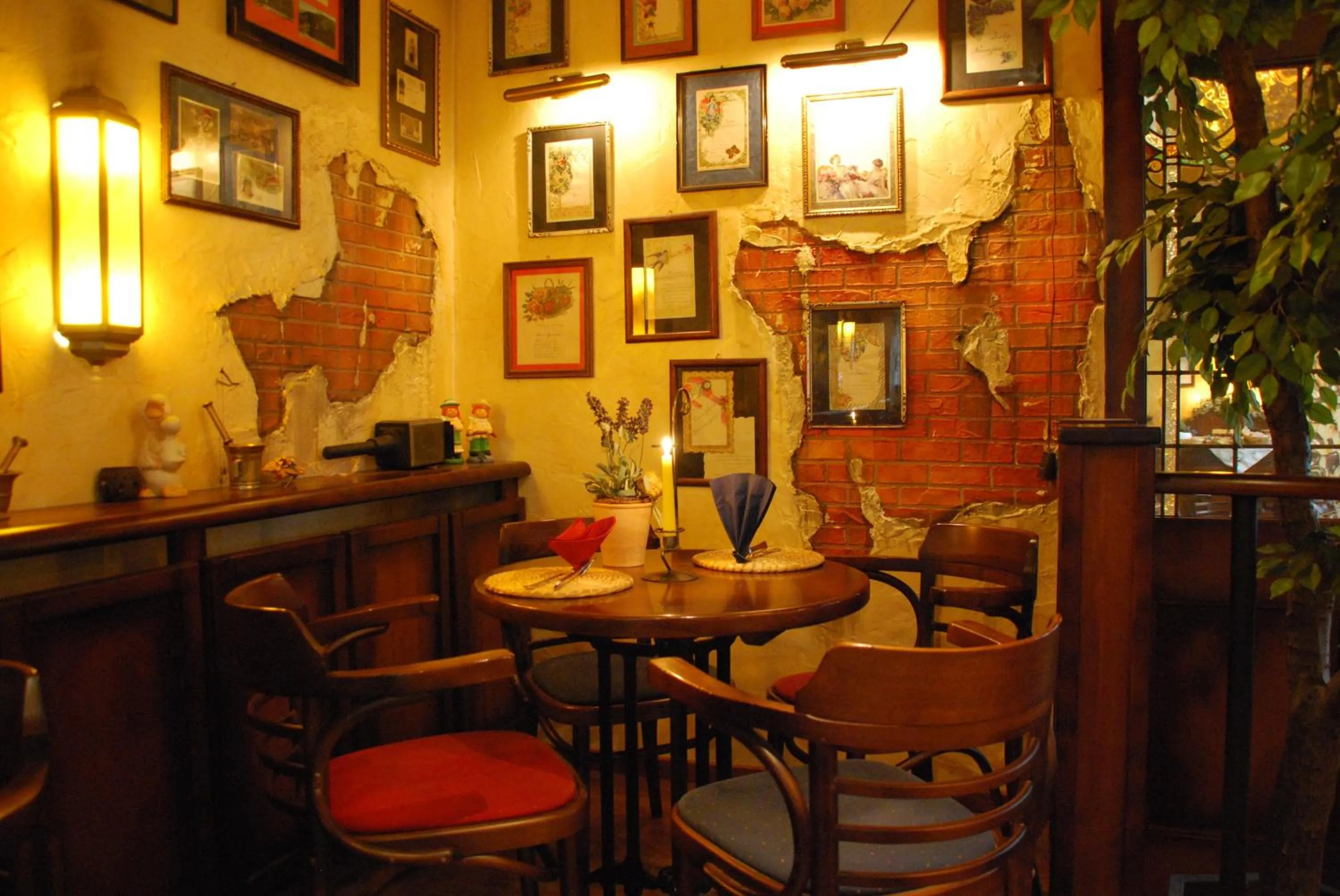 Restaurant/places to eat in Posthaus Hotel Residenz