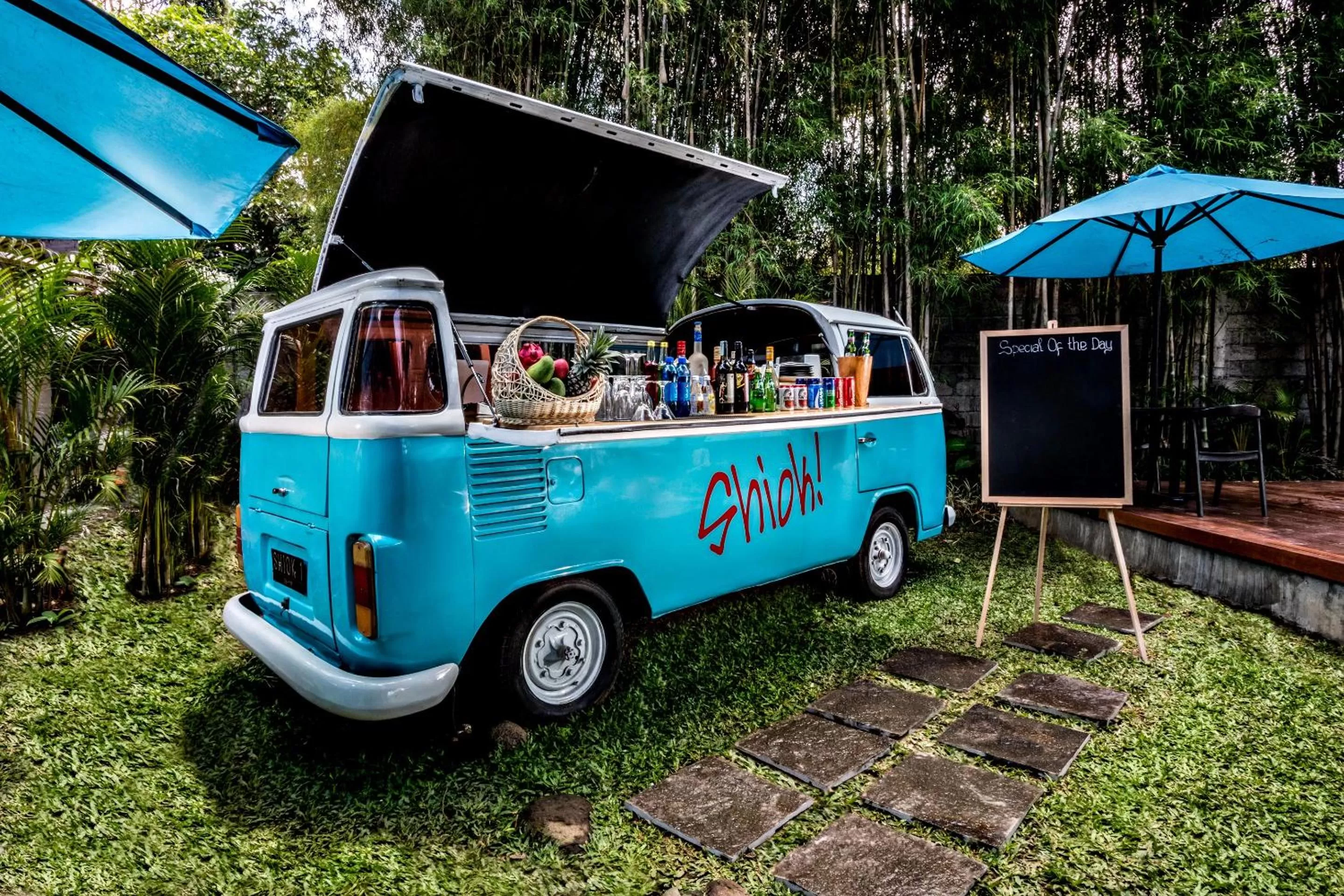 Restaurant/places to eat in Canvas Escape Resort