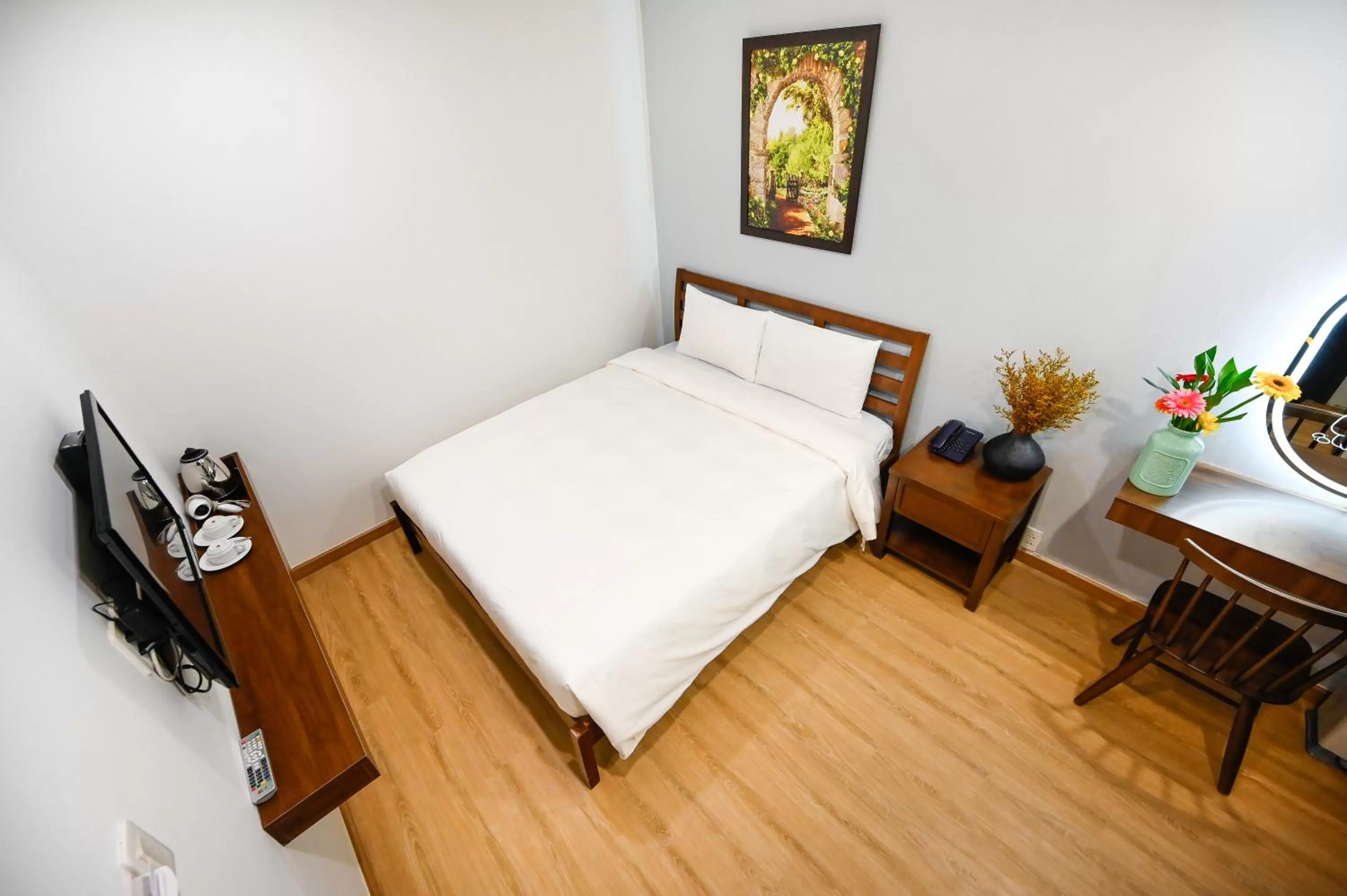 Bed in Pearl Central Hotel- Near Nguyen Hue street