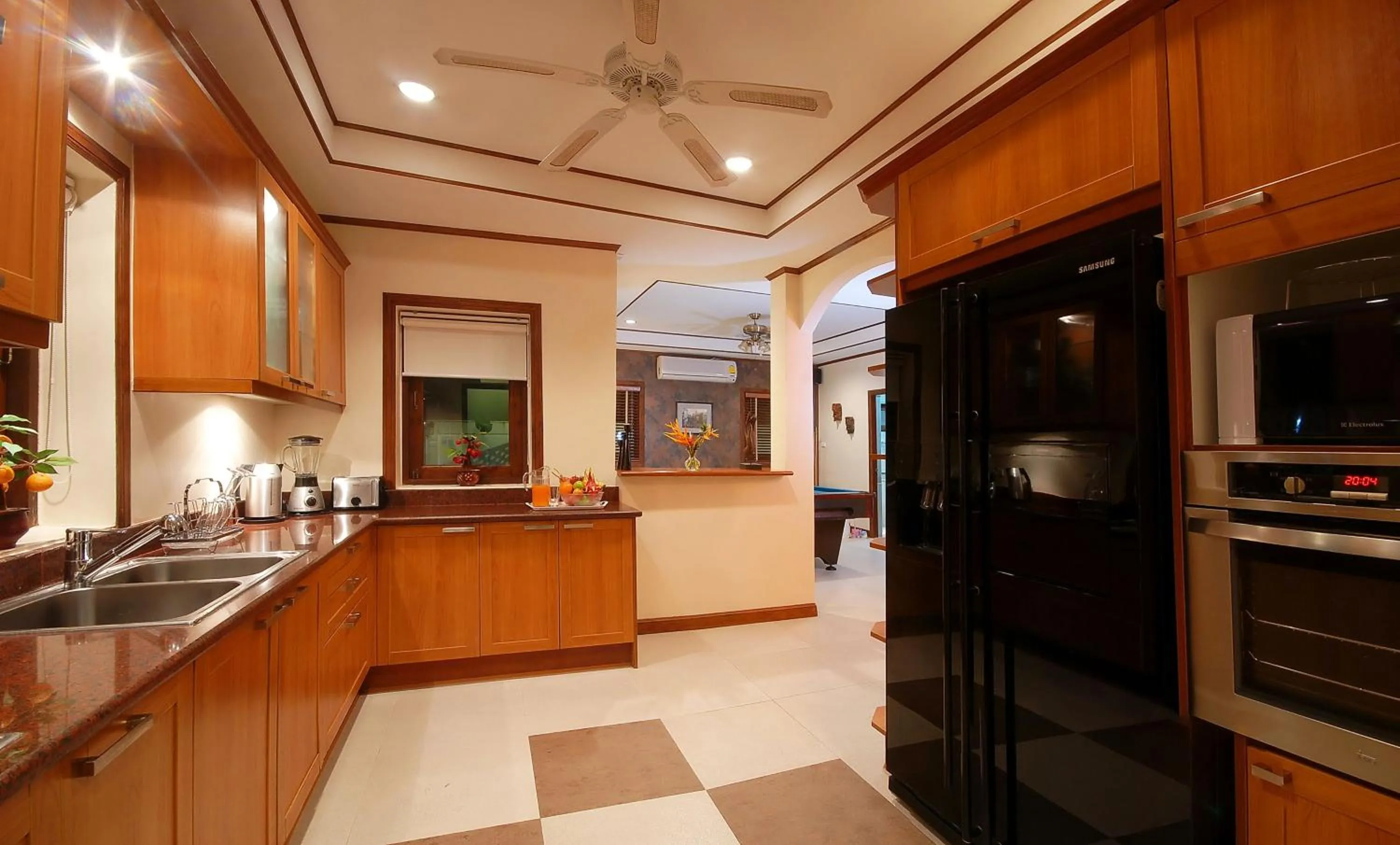 Kitchen or kitchenette in Samui Sun Villa