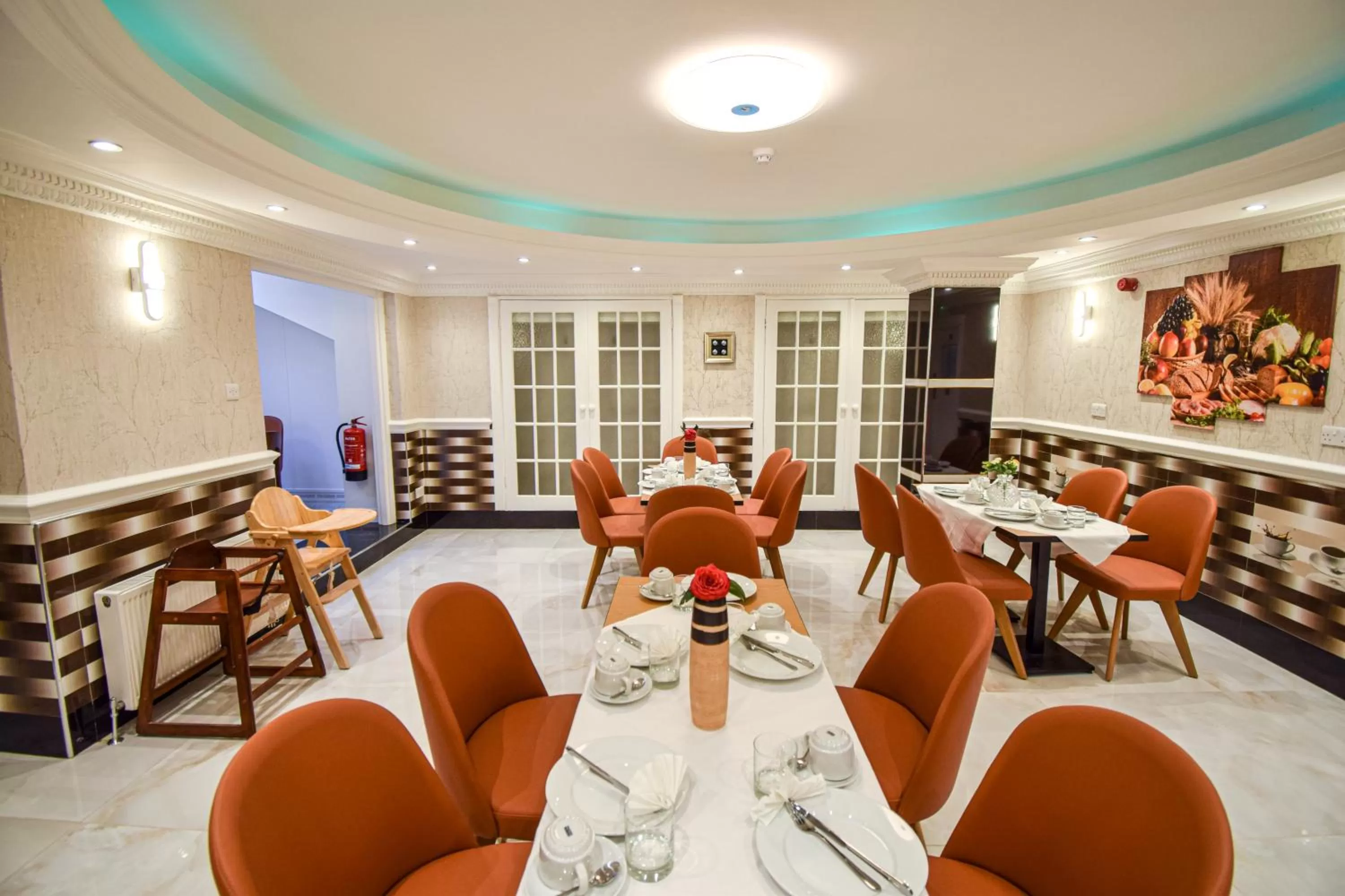 Pembridge Palace Hotel