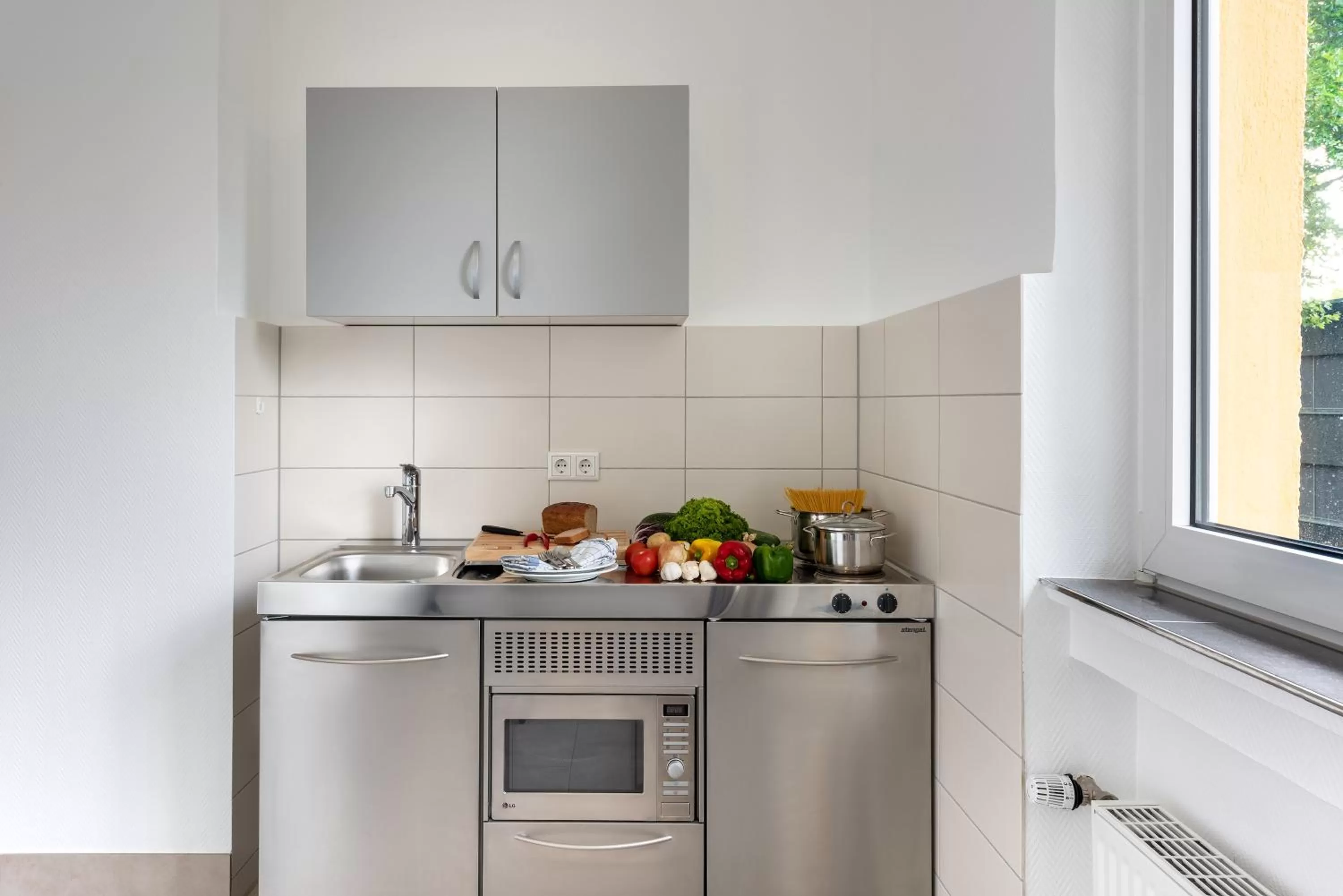 Restaurant/places to eat in Hotel Europa